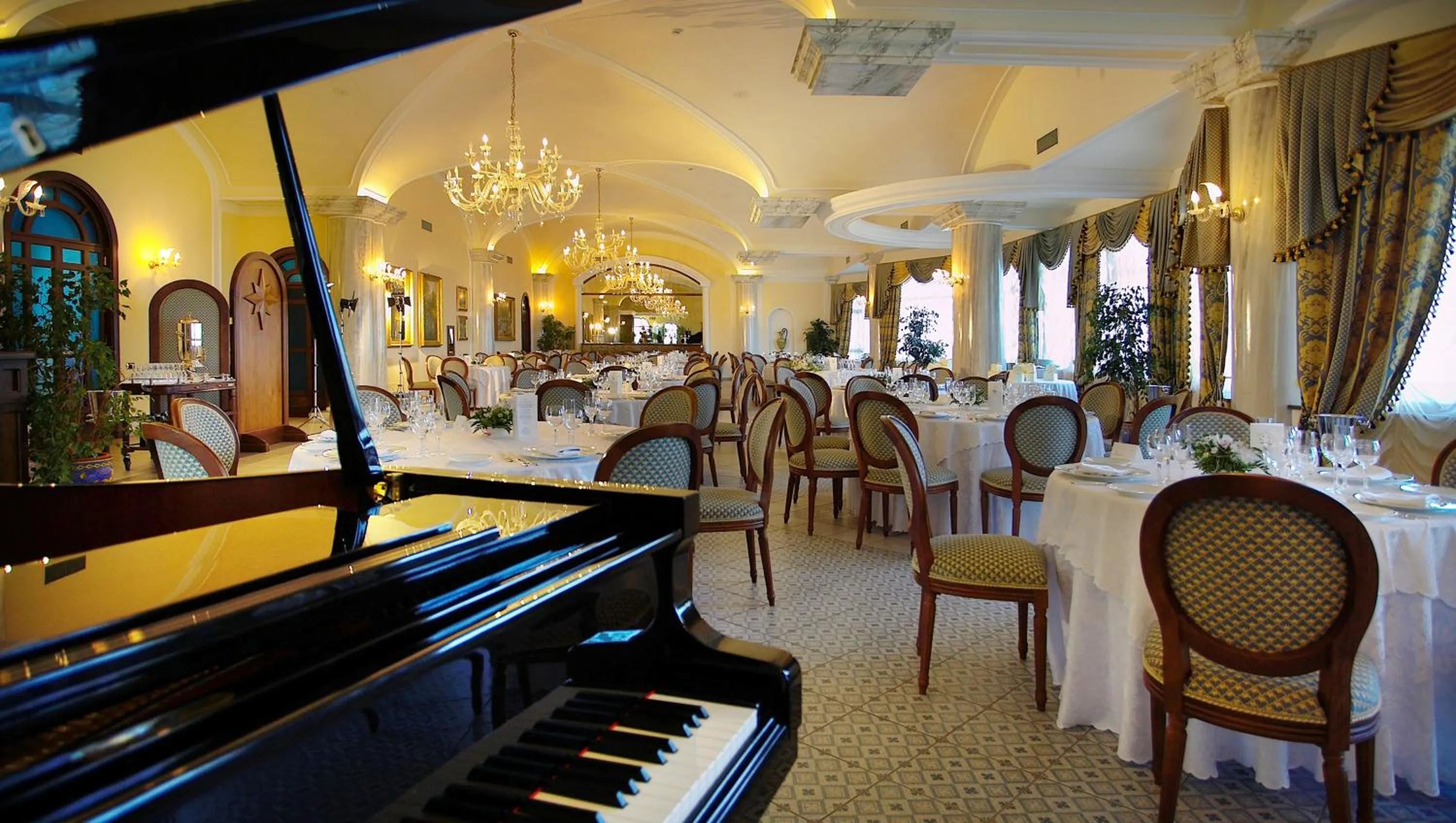 Restaurant/places to eat in Hotel La Rosa Dei Venti