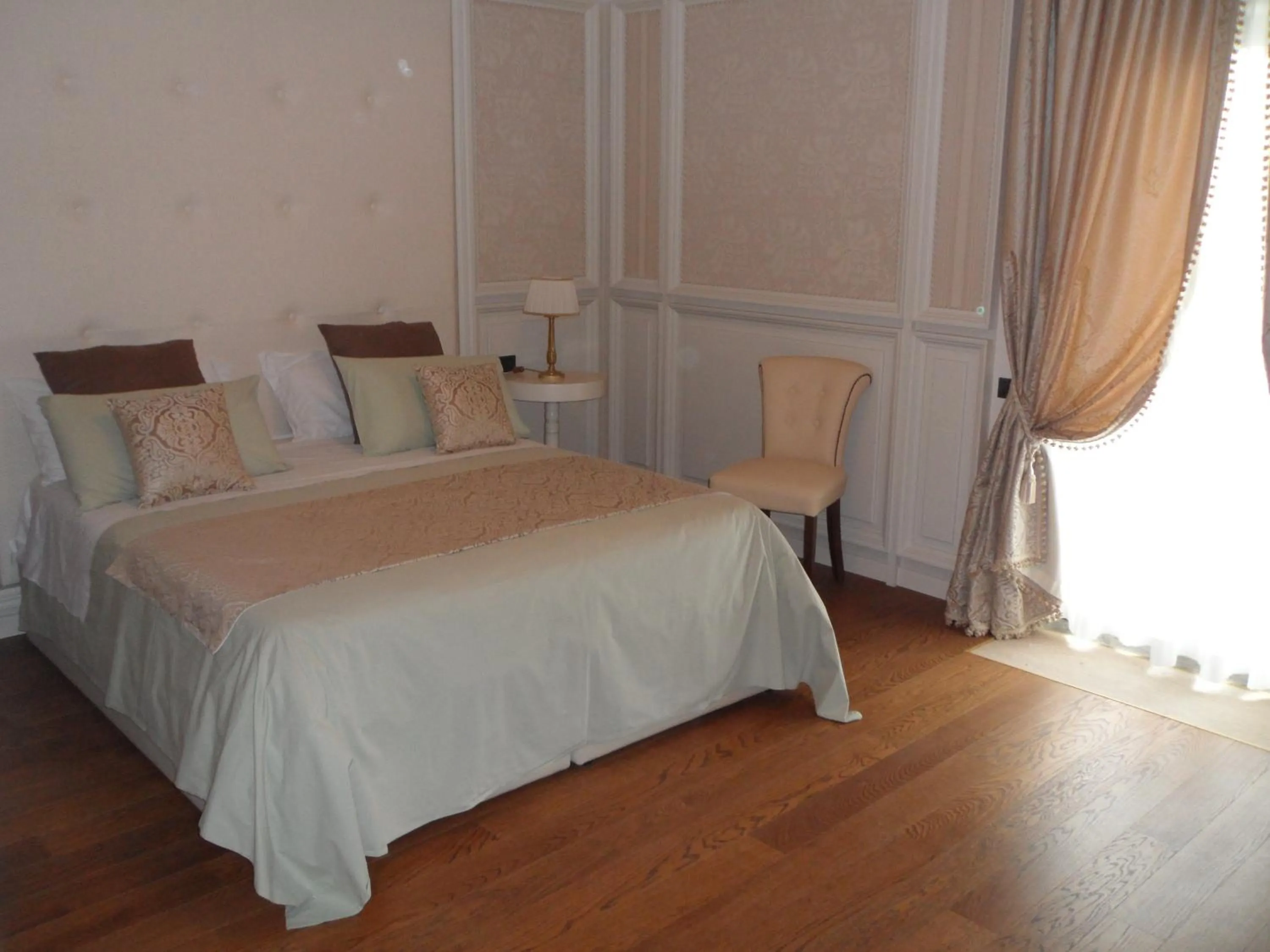 Photo of the whole room, Bed in Hotel La Rosa Dei Venti