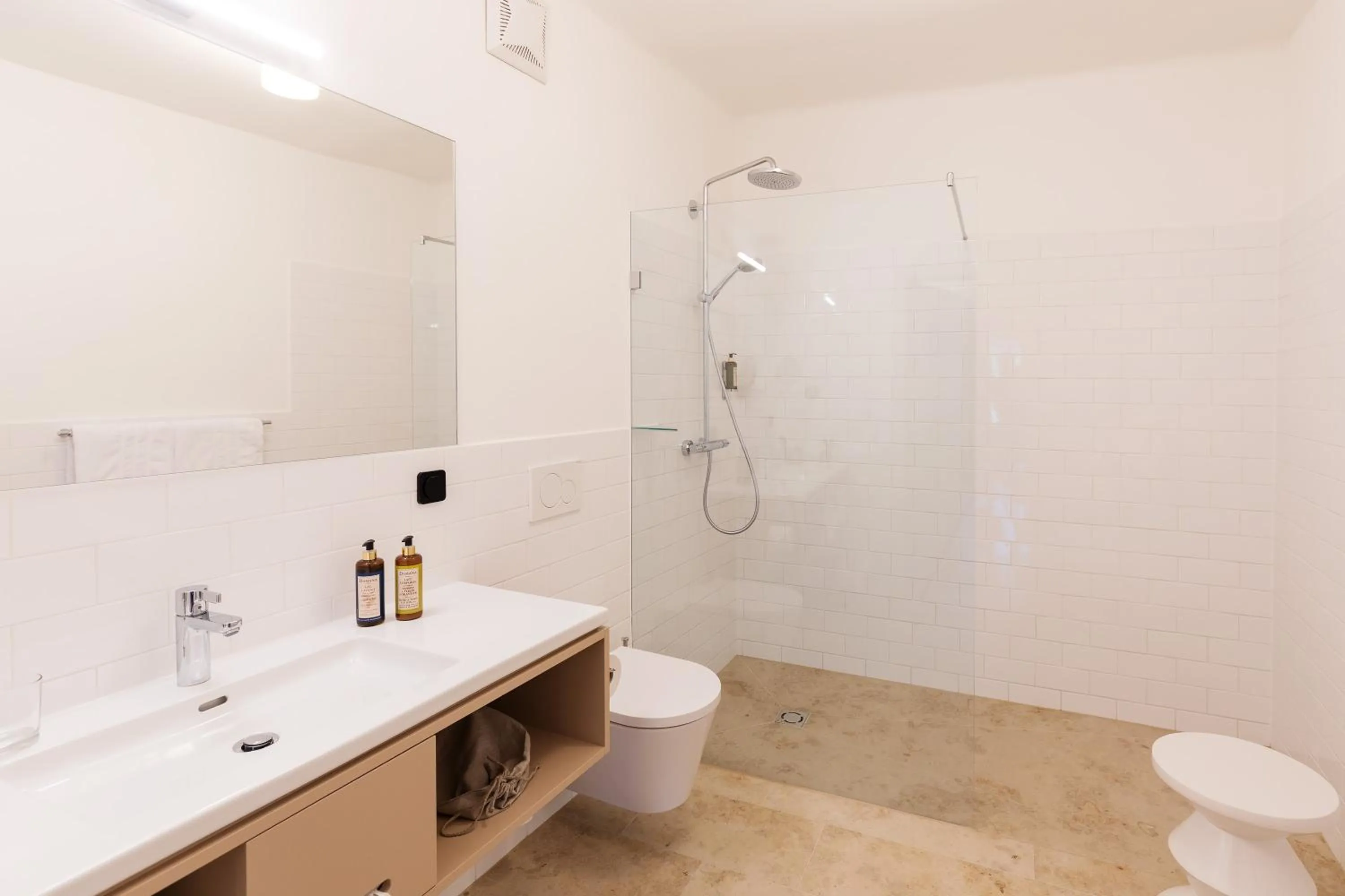 Bathroom in Boutique Hotel Zum Oberjäger, Schloss Lackenbach