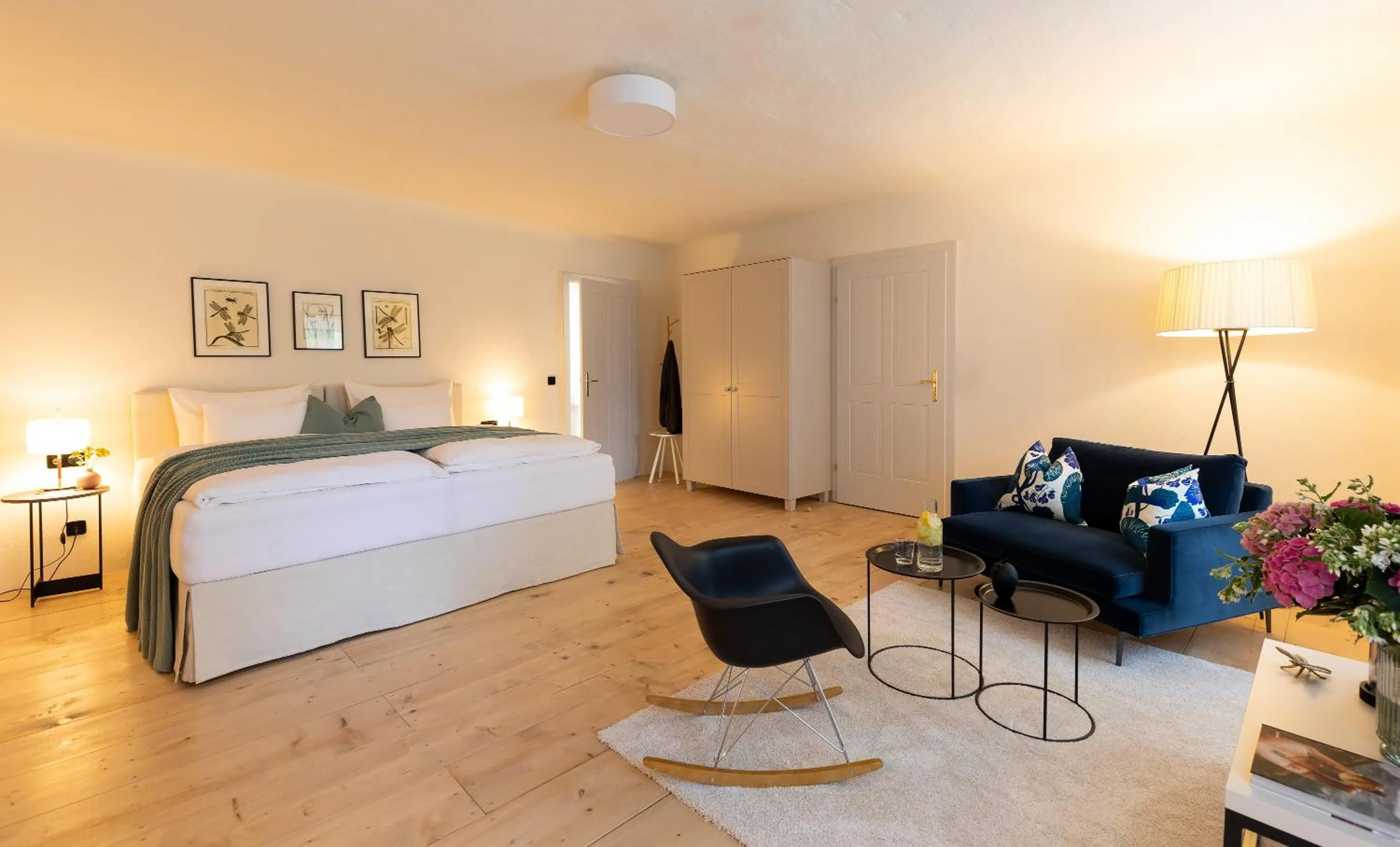 Bed in Boutique Hotel Zum Oberjäger, Schloss Lackenbach