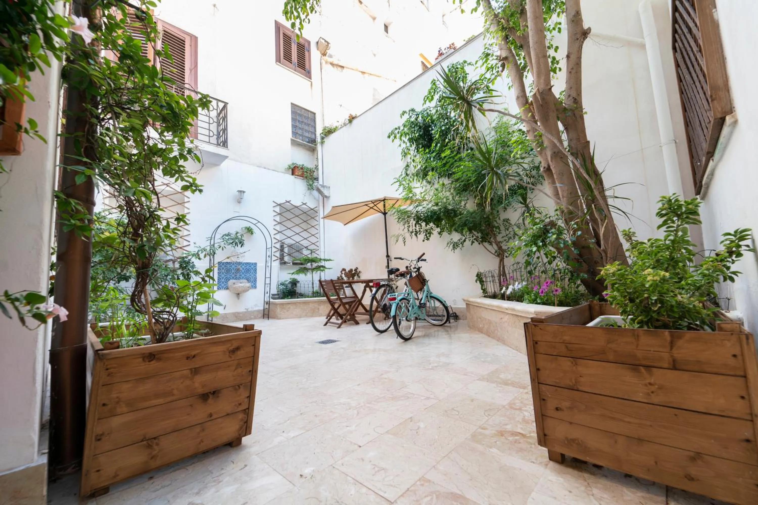 Facade/entrance in Residence Garibaldi