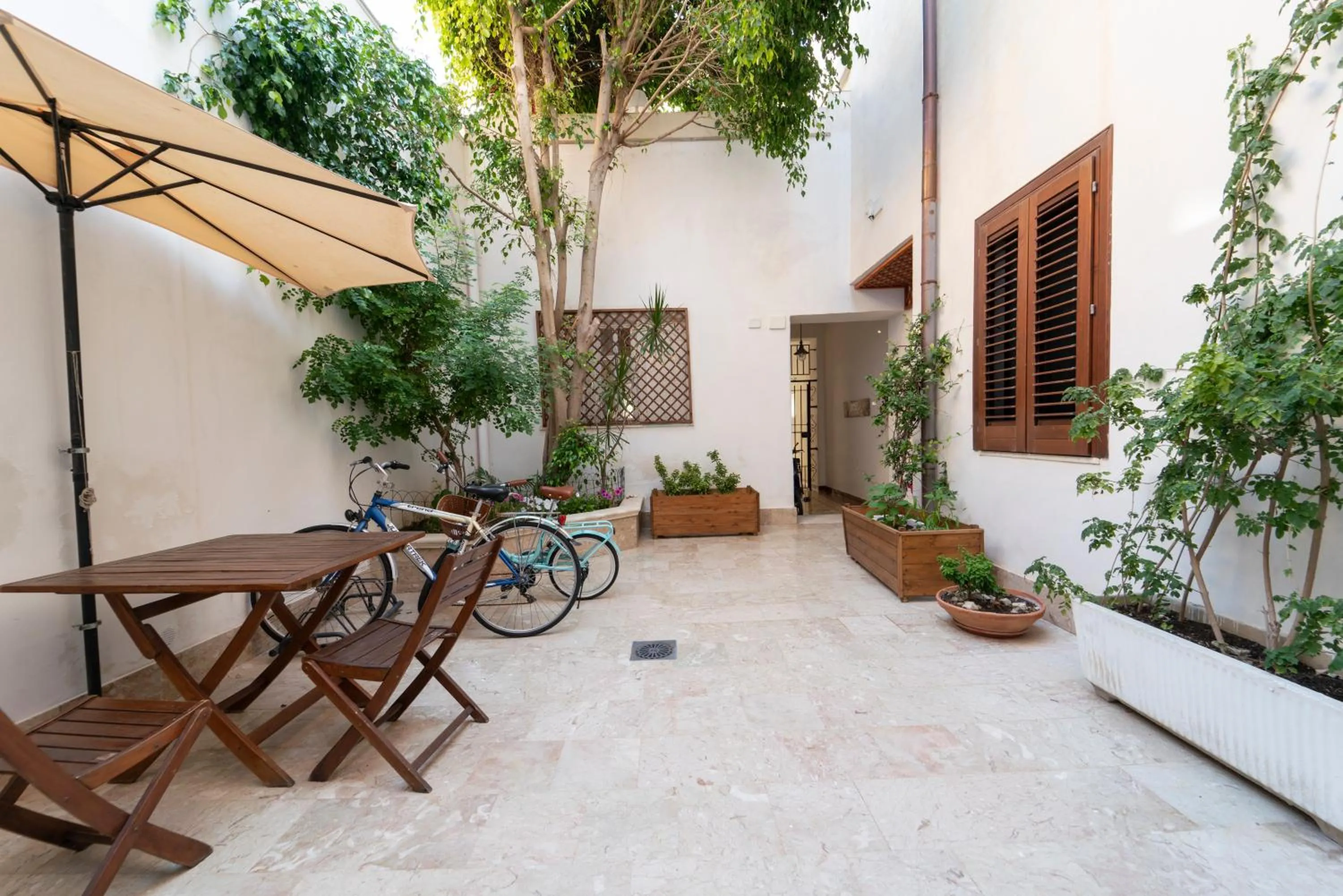 Facade/entrance in Residence Garibaldi