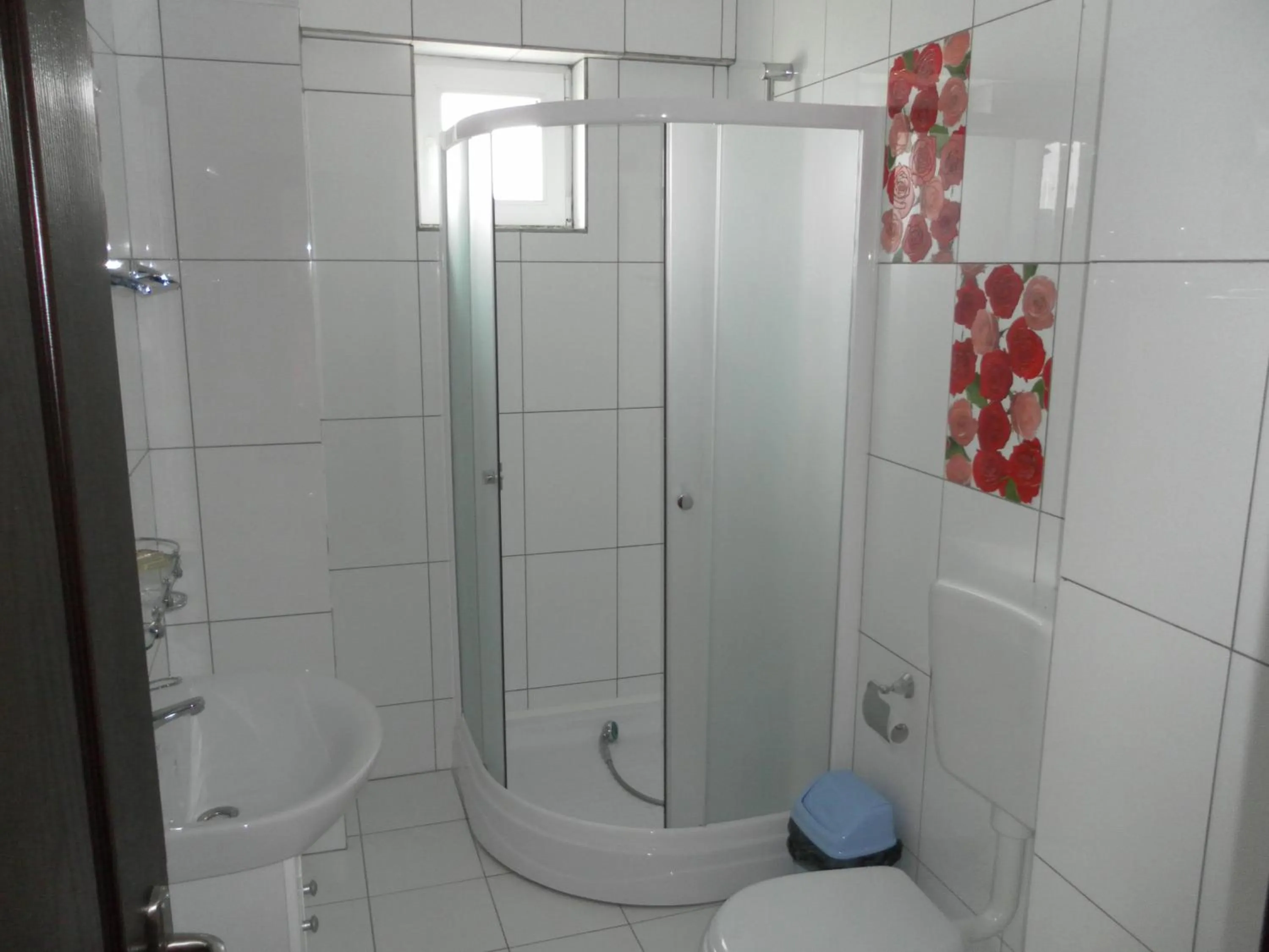 Bathroom in Hotel Romantic