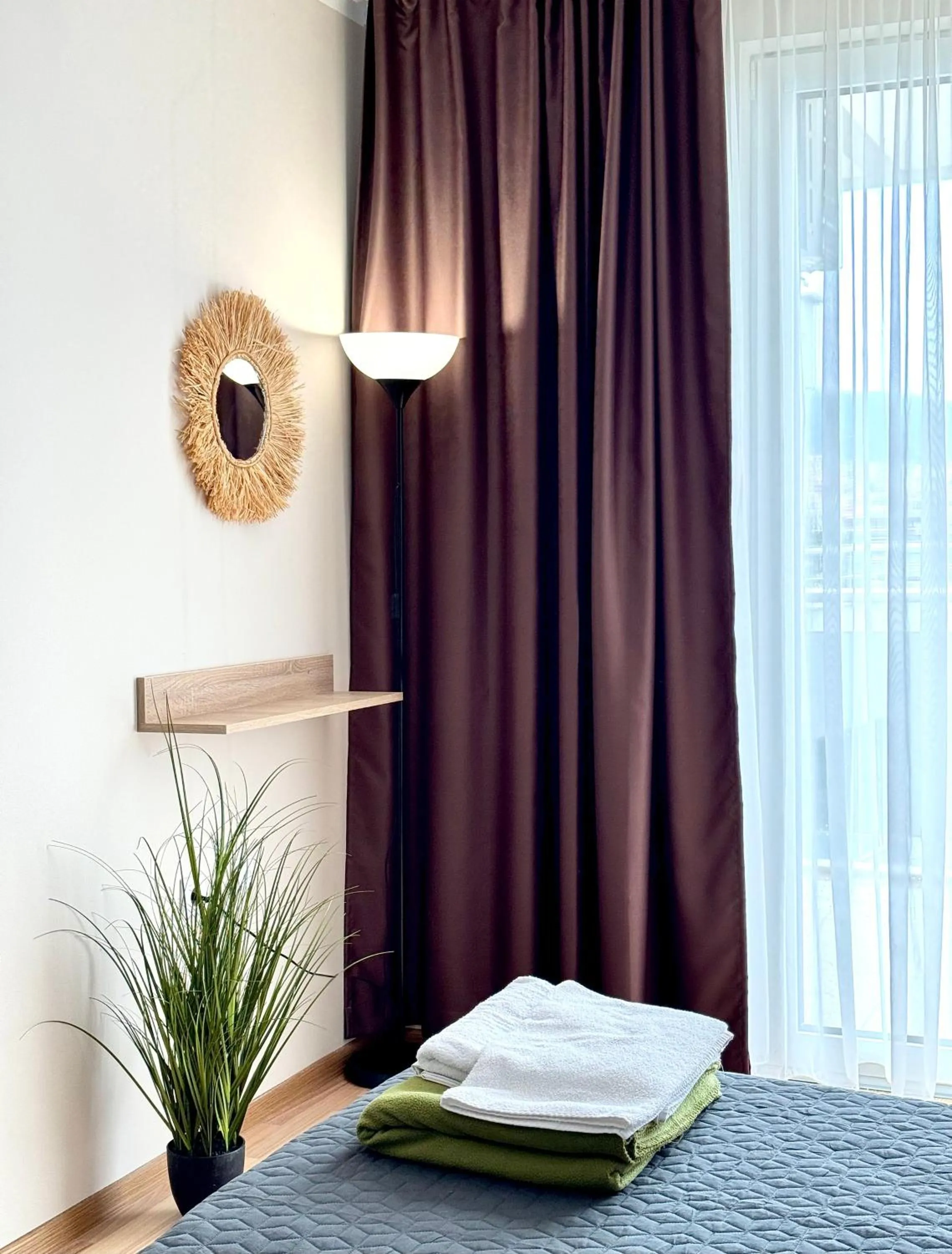 Bed in Sineva Del Sol Apartments