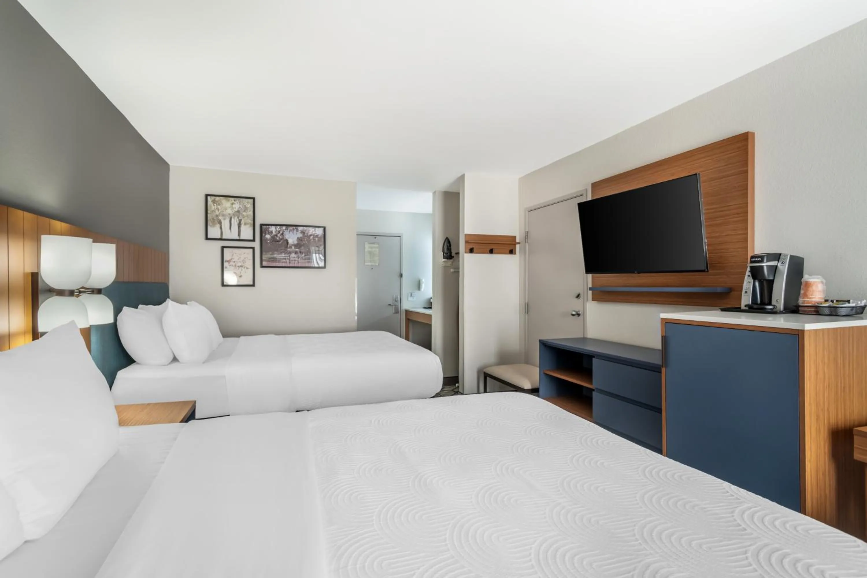 Bedroom, Bed in Country Inn & Suites by Radisson, Shelby, NC