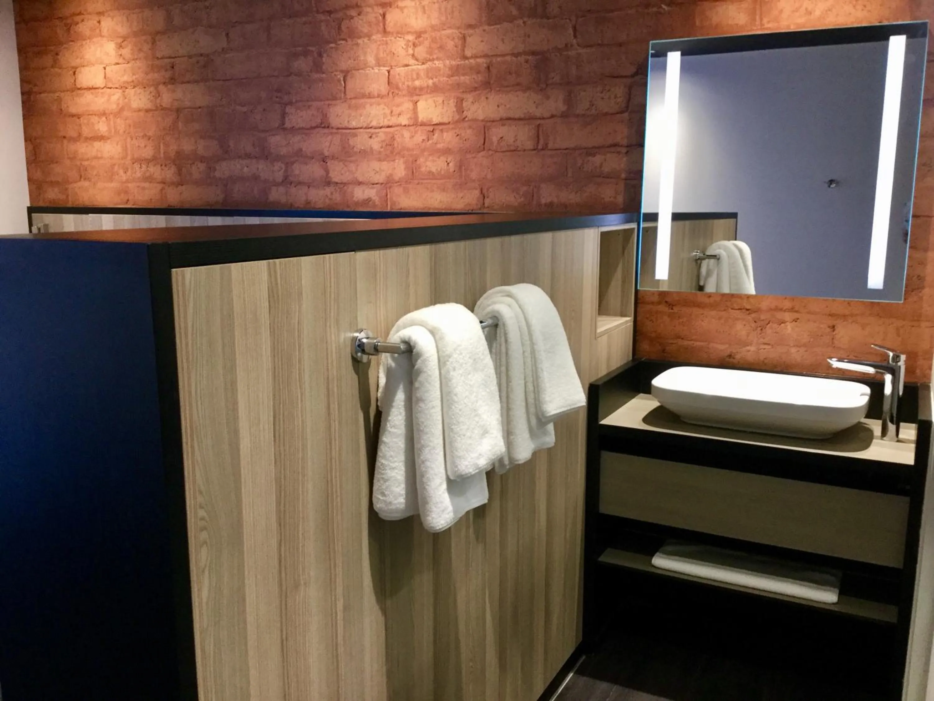 Bathroom in ONOMO Hotel Durban