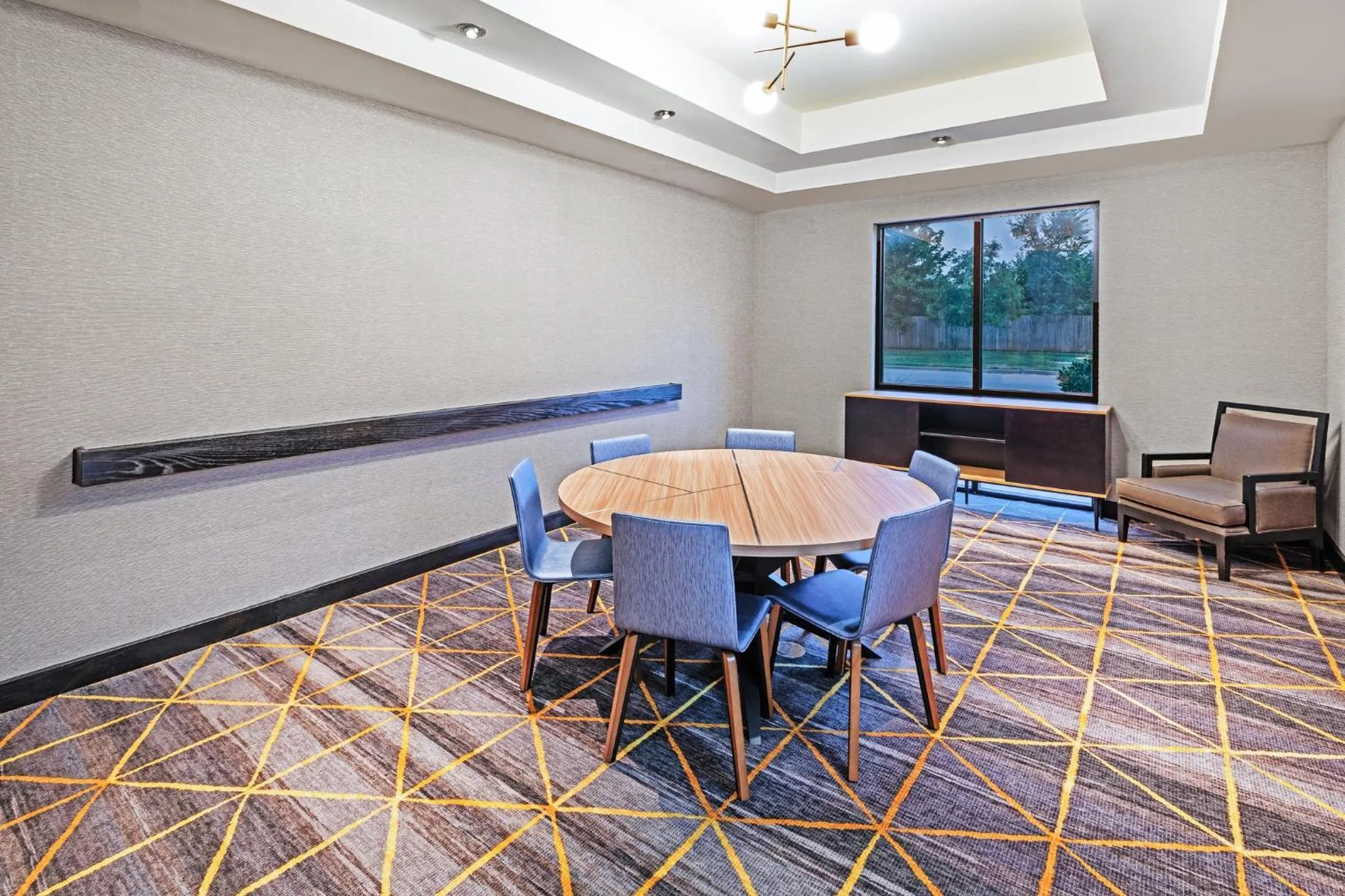 Meeting/conference room in Holiday Inn & Suites Stillwater-University West by IHG
