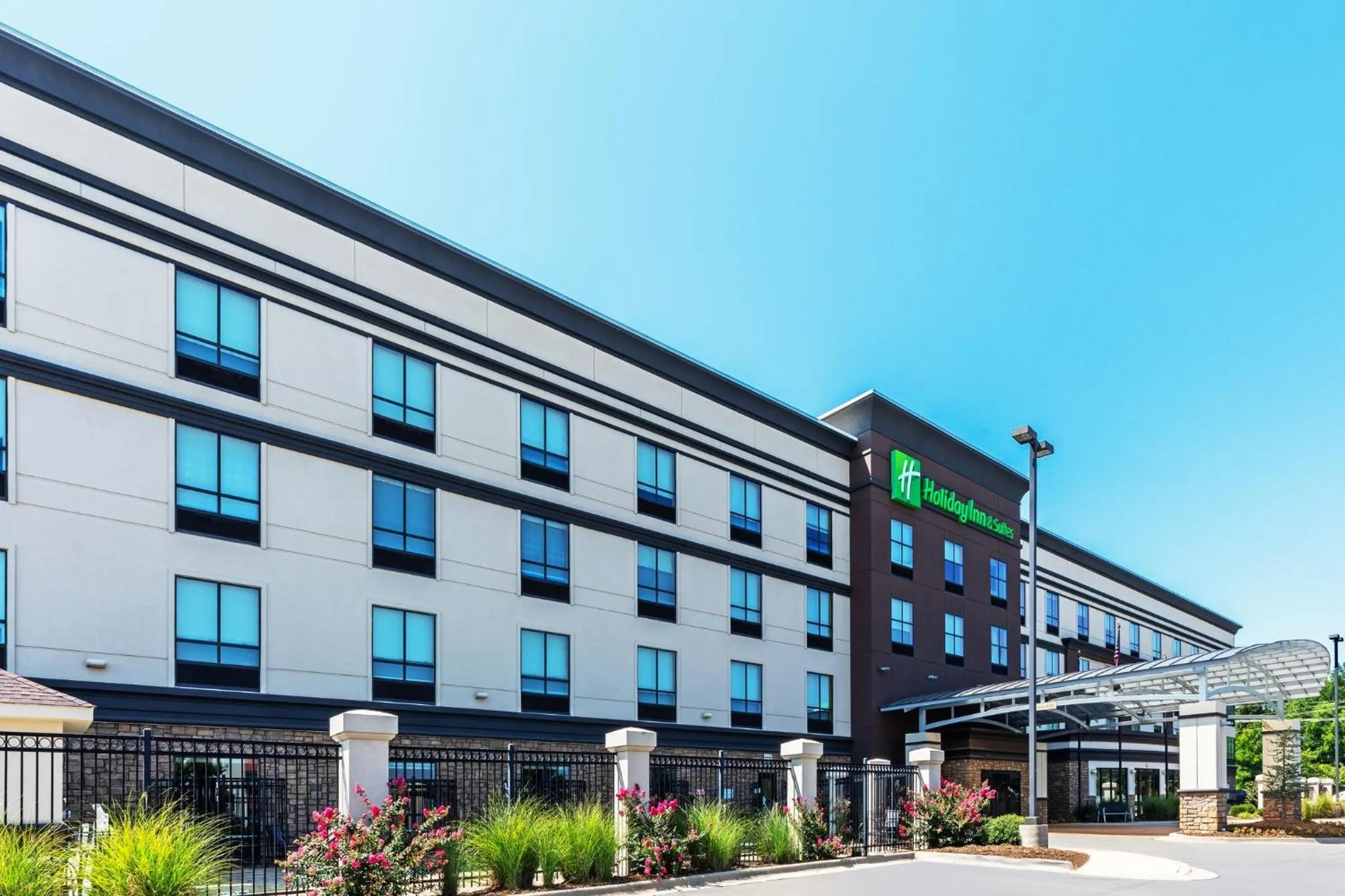 Property building in Holiday Inn & Suites Stillwater-University West by IHG