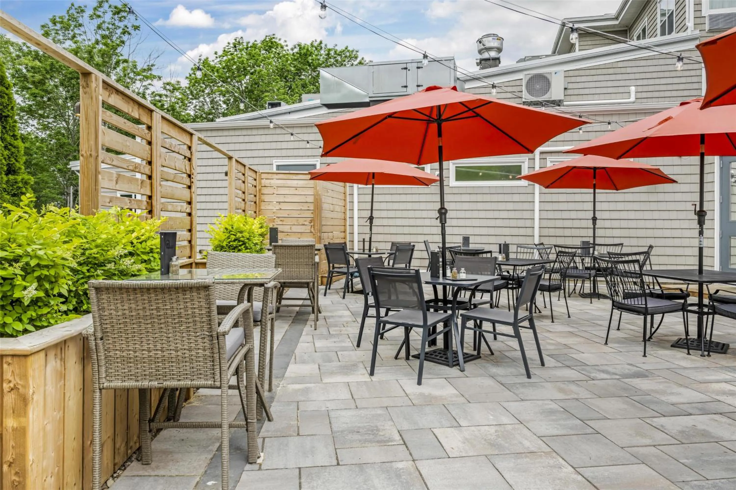 Restaurant/places to eat in Best Western Plus Bridgewater Hotel & Convention Centre