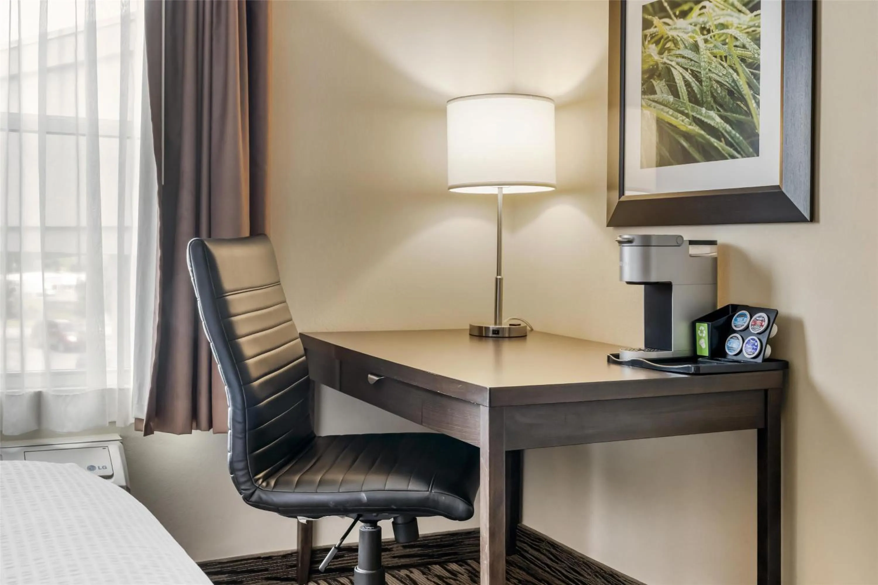 Bedroom in Best Western Plus Bridgewater Hotel & Convention Centre