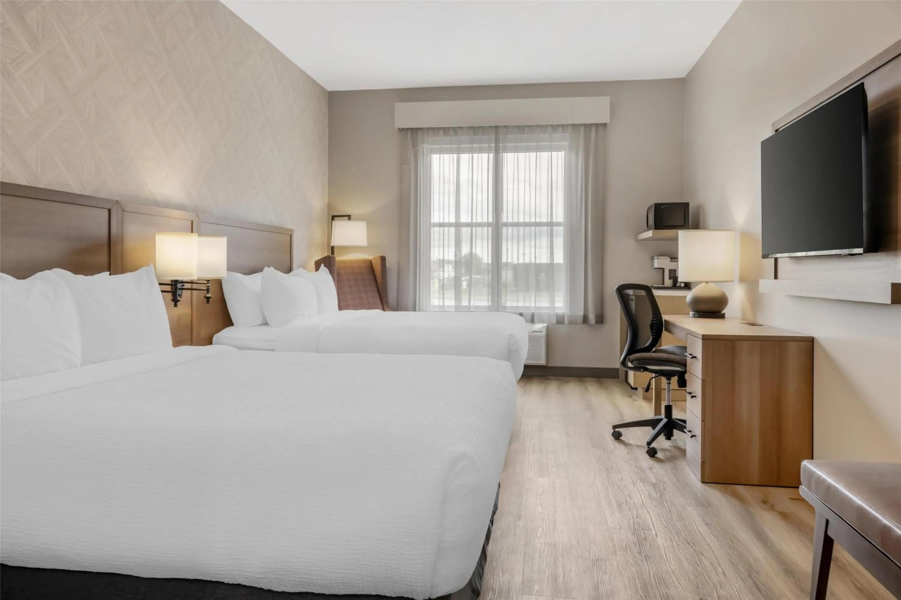 Bedroom, Bed in Best Western Plus Bridgewater Hotel & Convention Centre