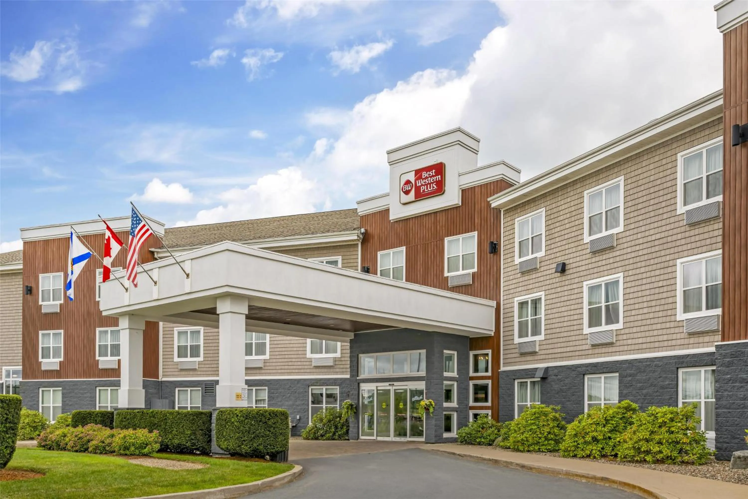 Property building in Best Western Plus Bridgewater Hotel & Convention Centre
