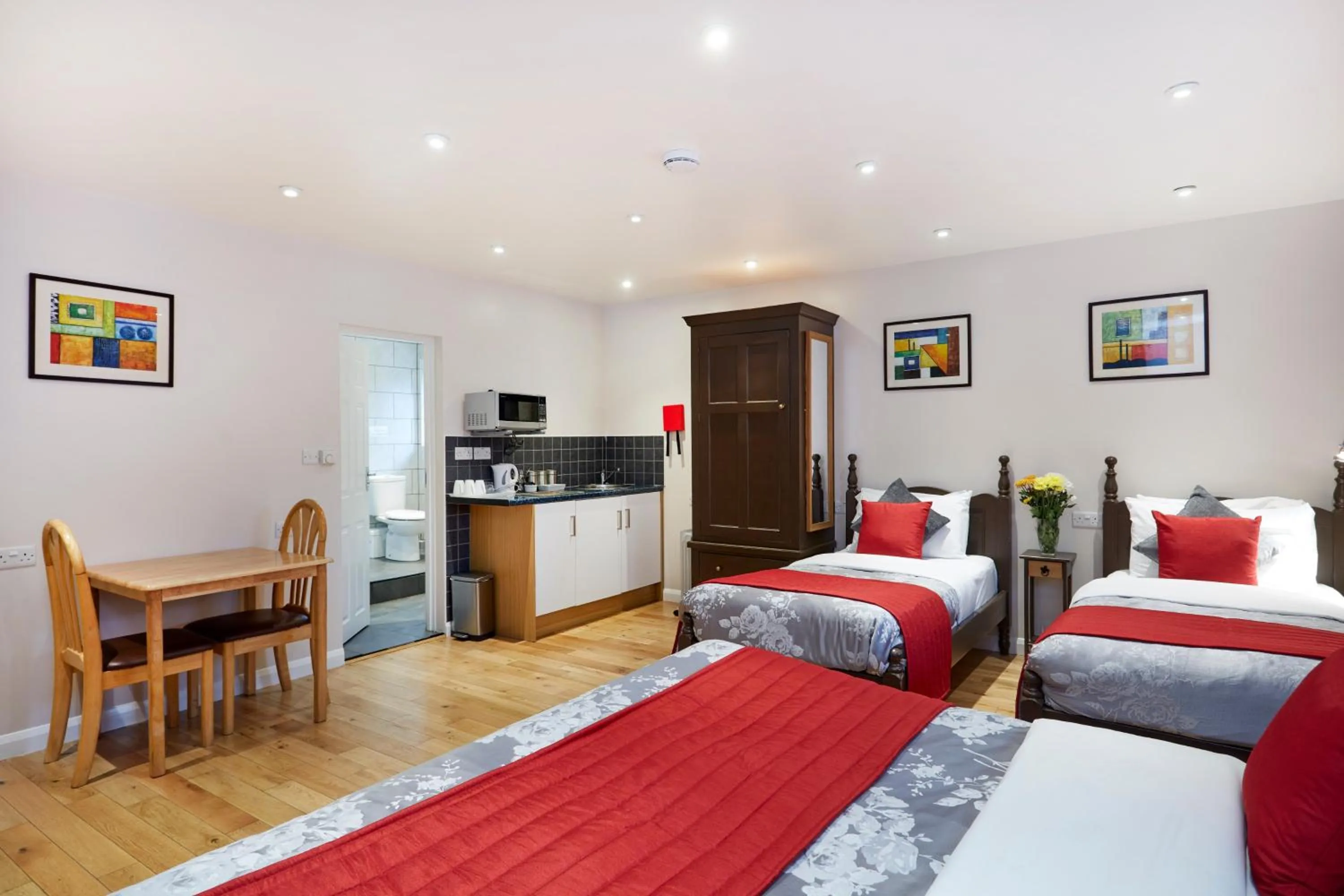 Bed in Conifers Guest House