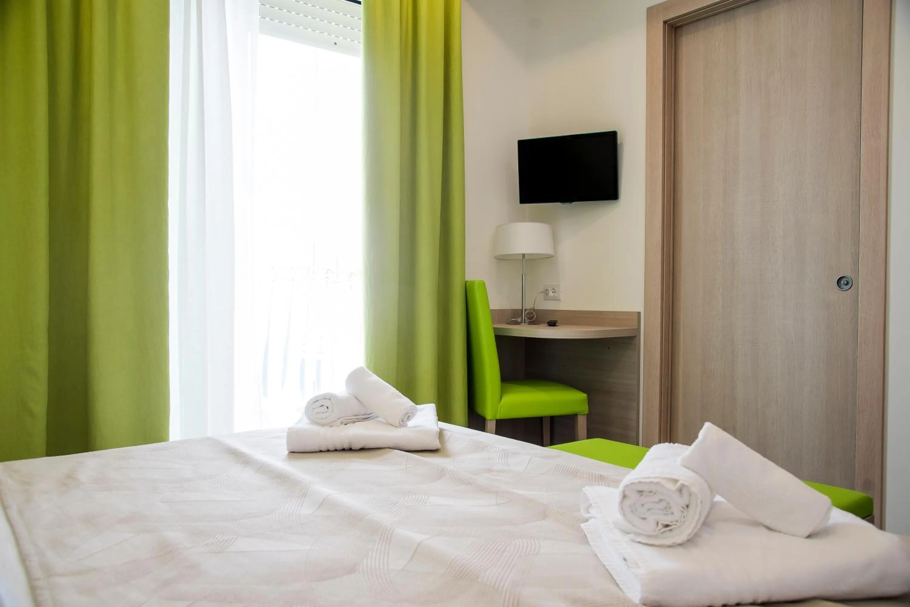 Photo of the whole room, Bed in Hotel Solemare - Frontemare - 3 Stelle Superior