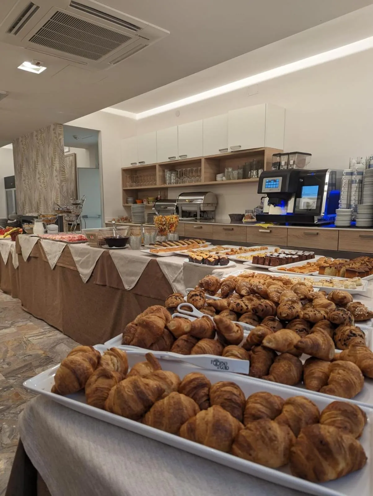 Breakfast in Hotel Solemare - Frontemare - 3 Stelle Superior