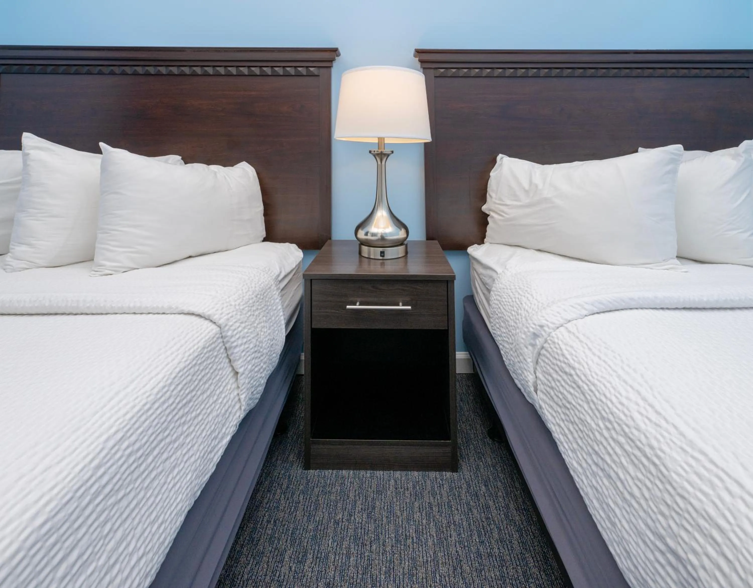 Bedroom, Bed in Commander Beach House Hotel