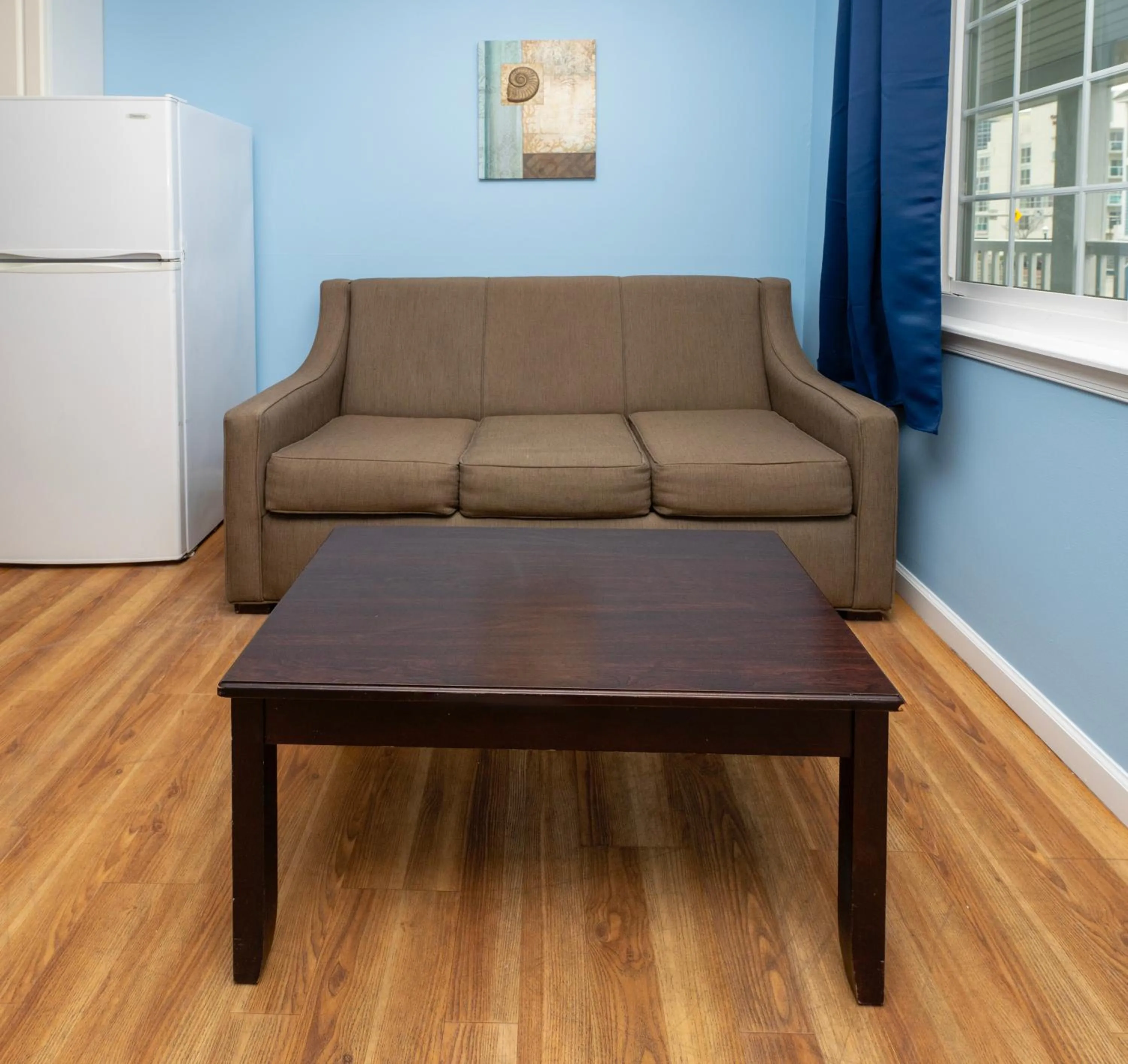 Seating area in Commander Beach House Hotel