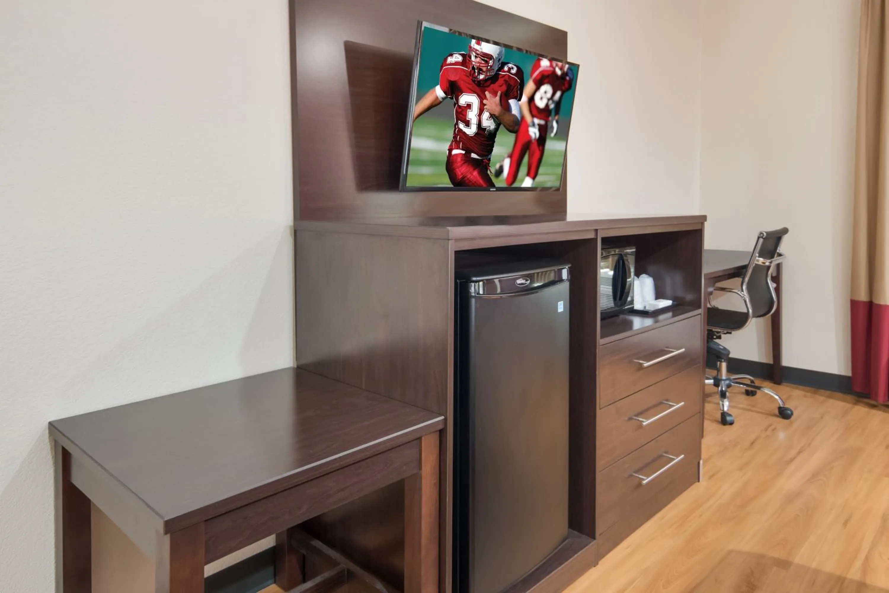 Photo of the whole room in Red Roof Inn PLUS+ Fort Worth - Burleson