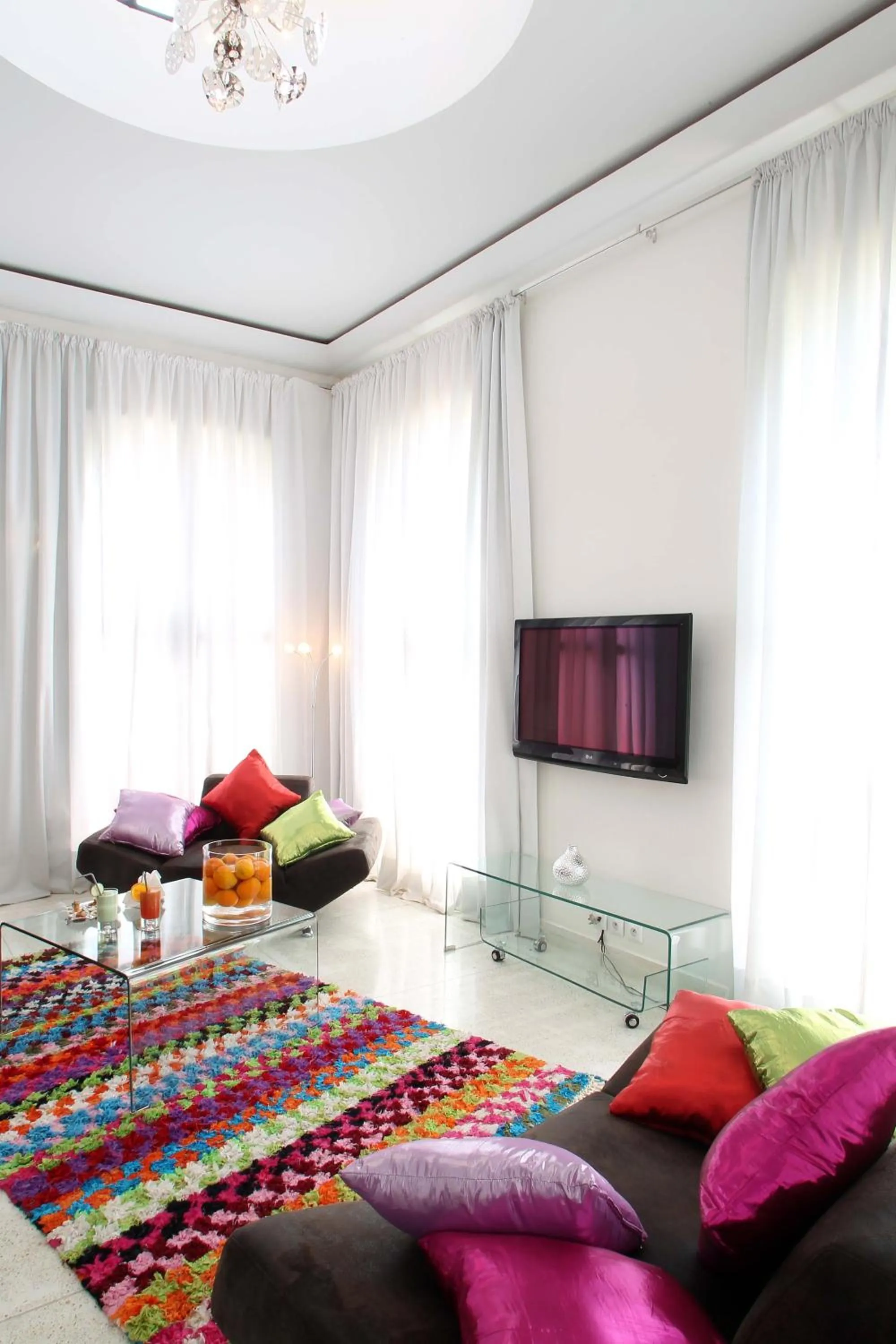 TV and multimedia, Bed in O'Atlas