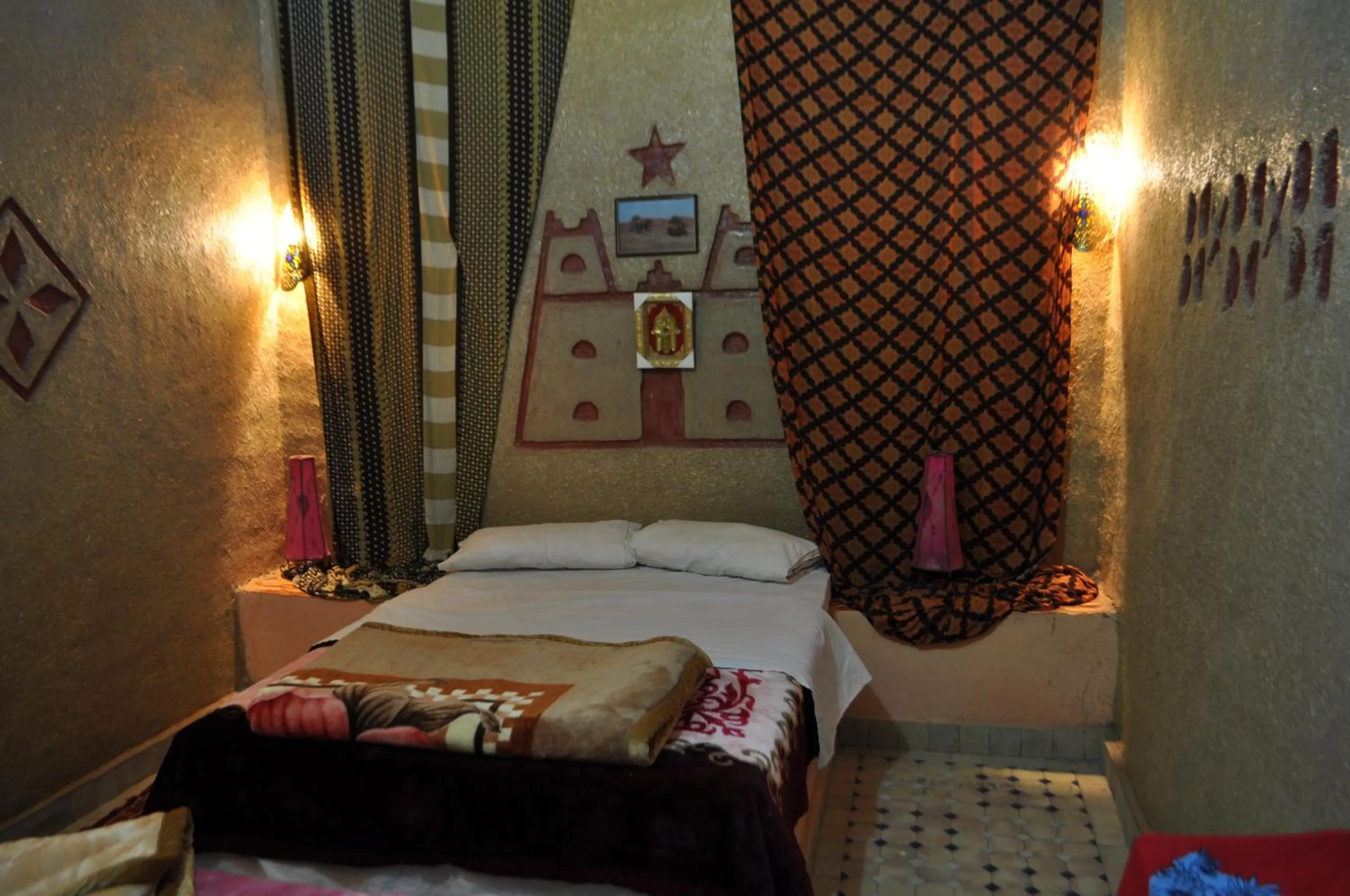 Bedroom, Bed in Riad Aicha & Camel Trekking