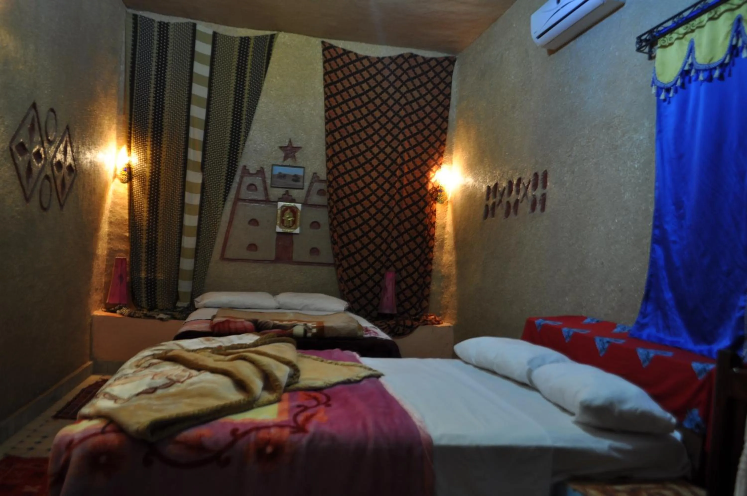 Bedroom, Bed in Riad Aicha & Camel Trekking