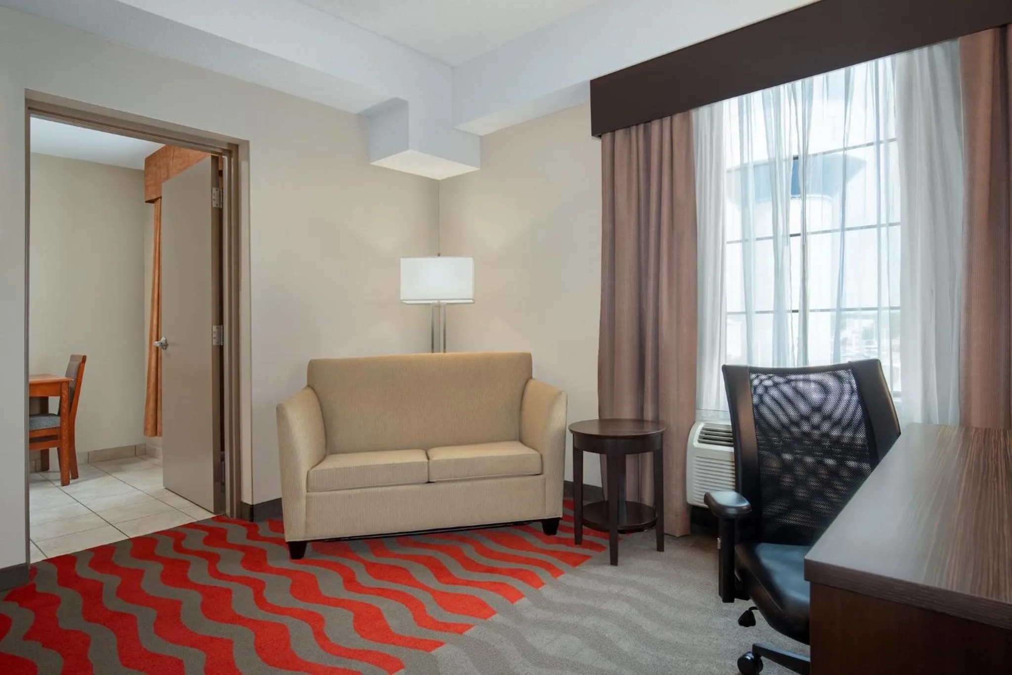 Photo of the whole room in Holiday Inn Express Hotel & Suites Barrie by IHG