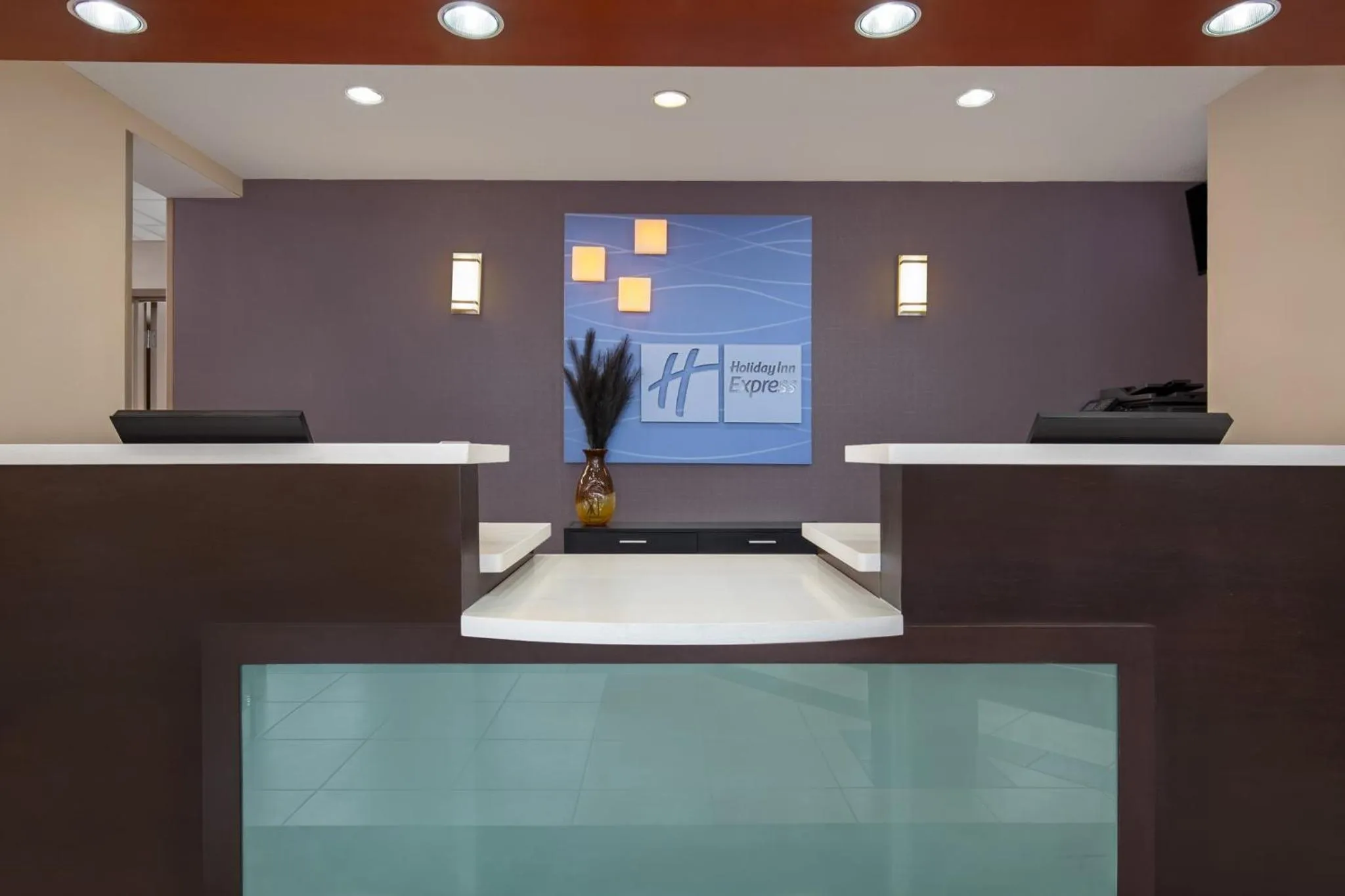Property building in Holiday Inn Express Hotel & Suites Barrie by IHG