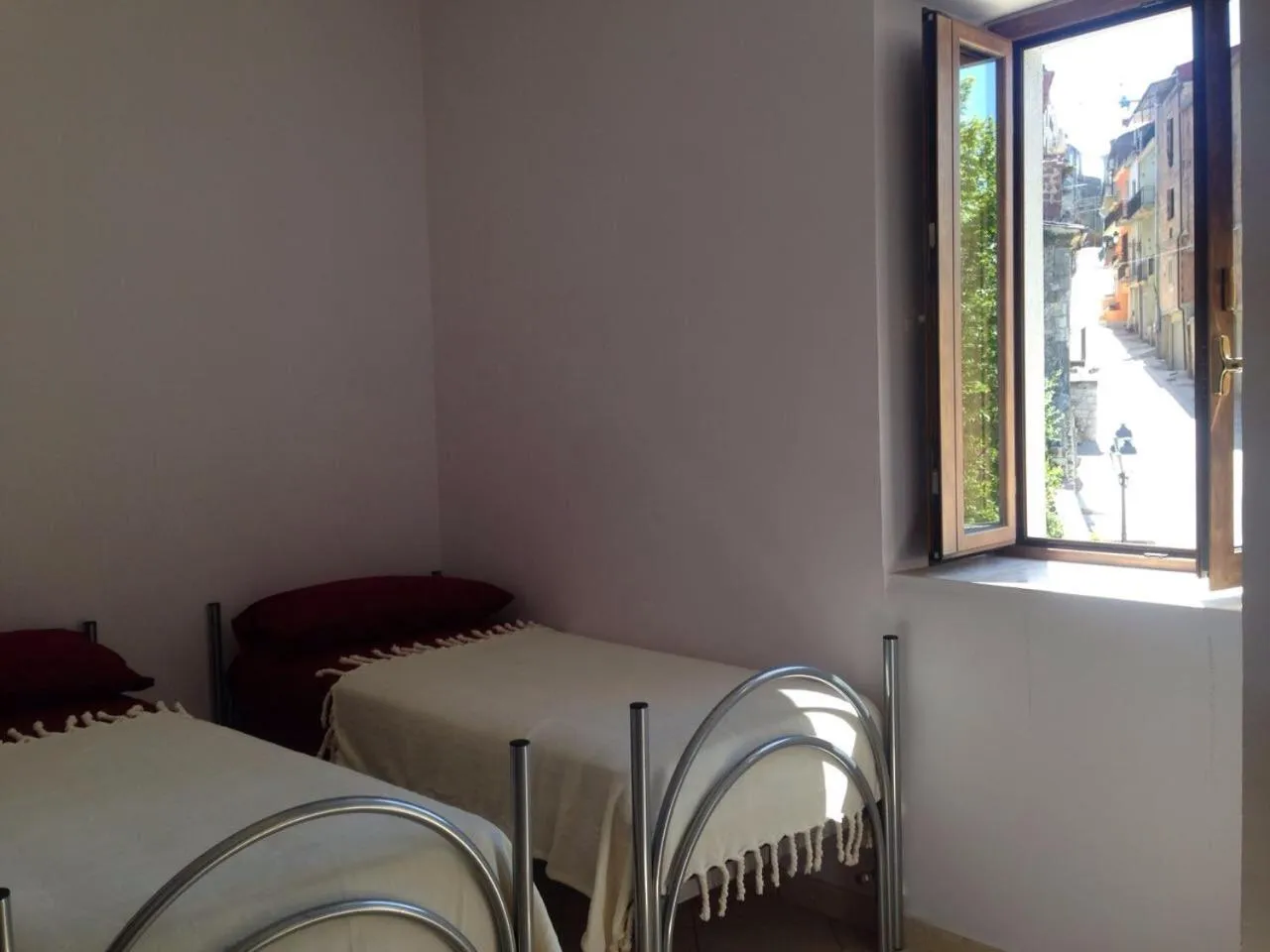 Bed in La Fontanella b&b