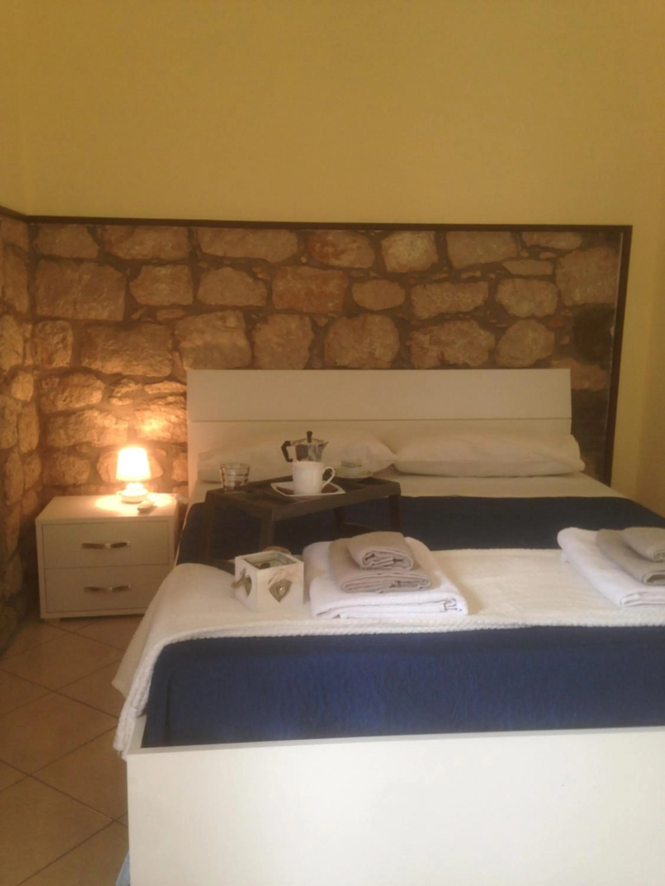 Bed in La Fontanella b&b