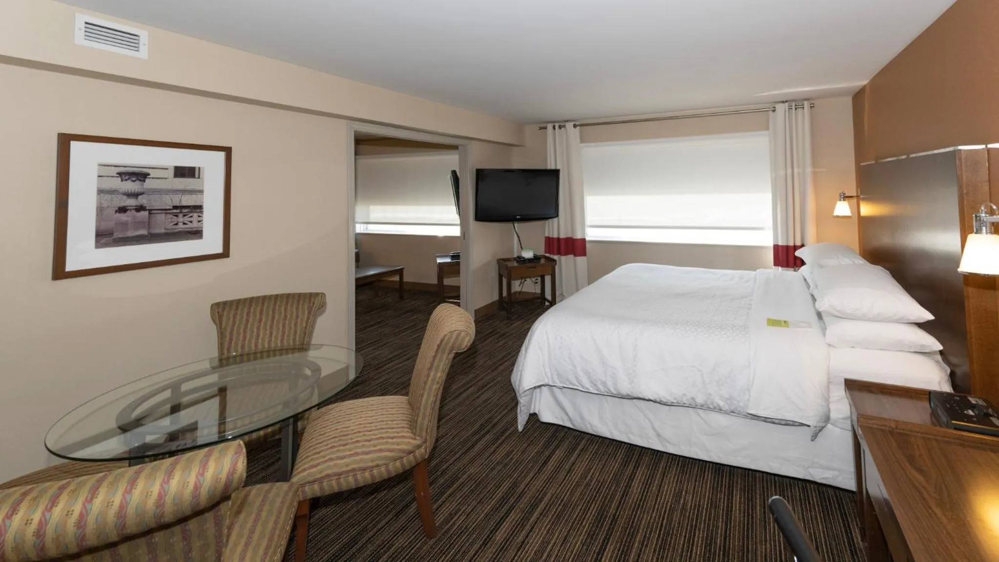 Bed in Lakeview Signature, Trademark Collection by Wyndham