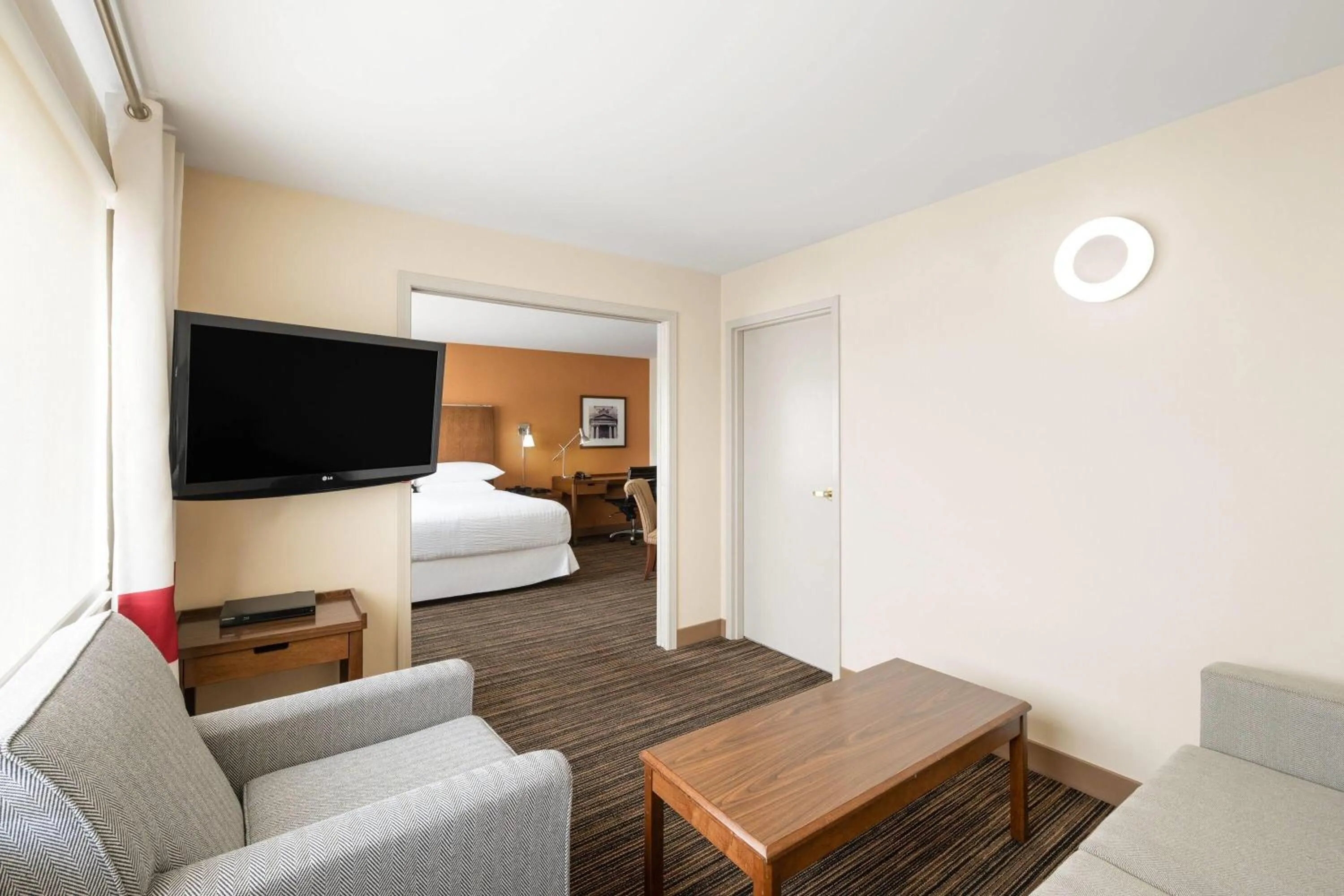 Photo of the whole room, Bed in Lakeview Signature, Trademark Collection by Wyndham