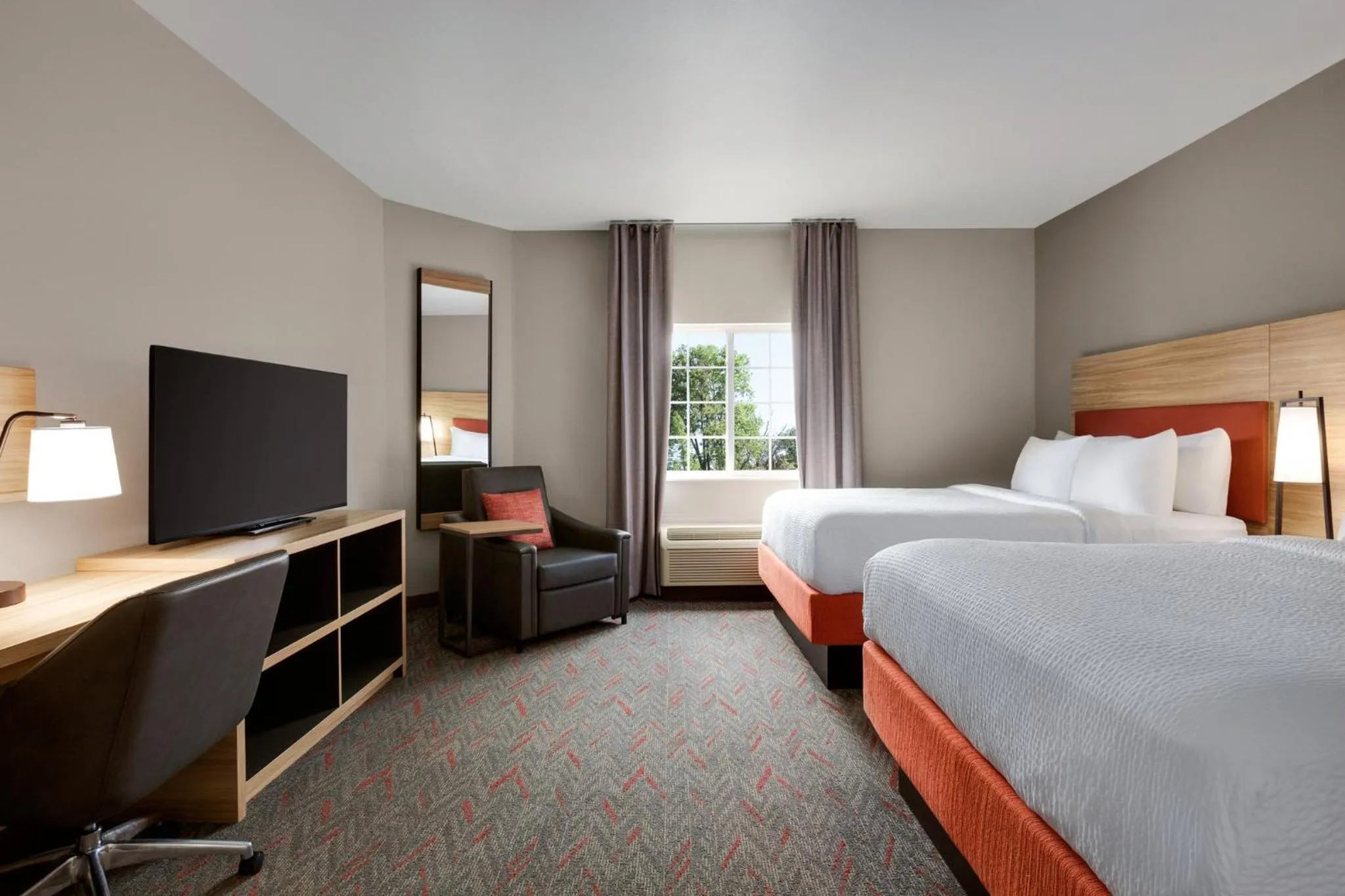 Photo of the whole room, Bed in Candlewood Suites Vicksburg by IHG