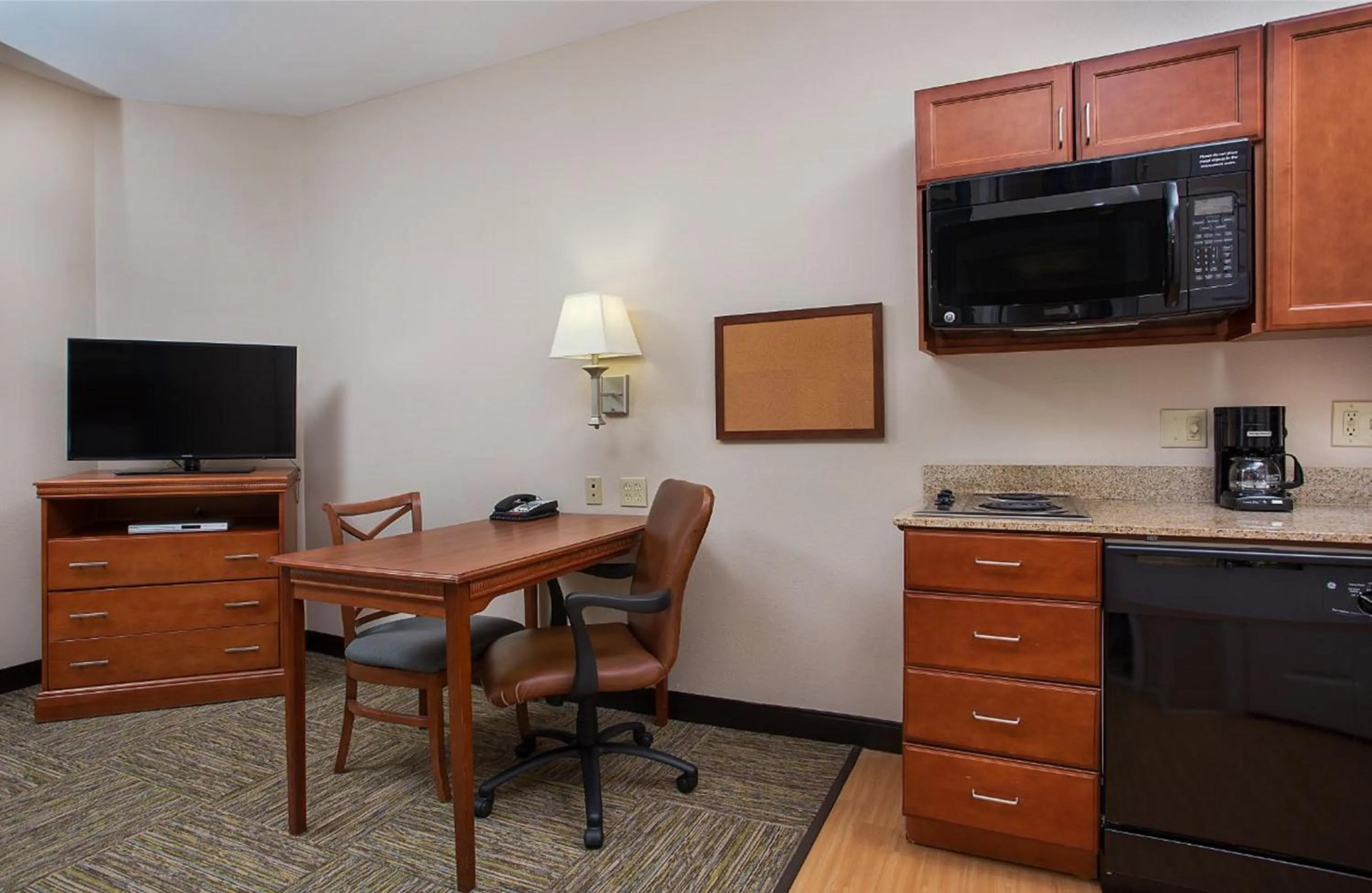 Bedroom in Candlewood Suites Vicksburg by IHG