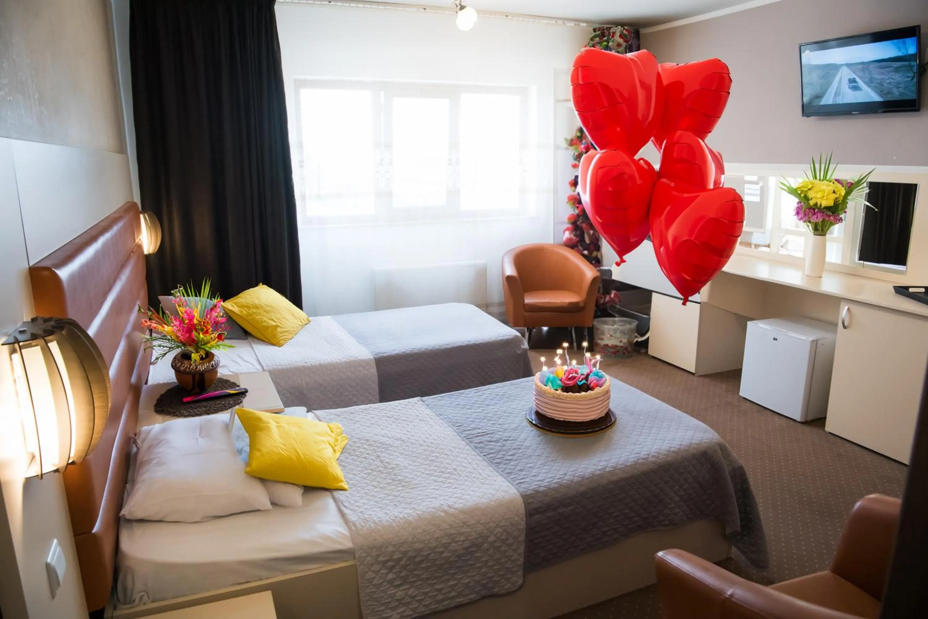 Bed in MBI Travel Inn