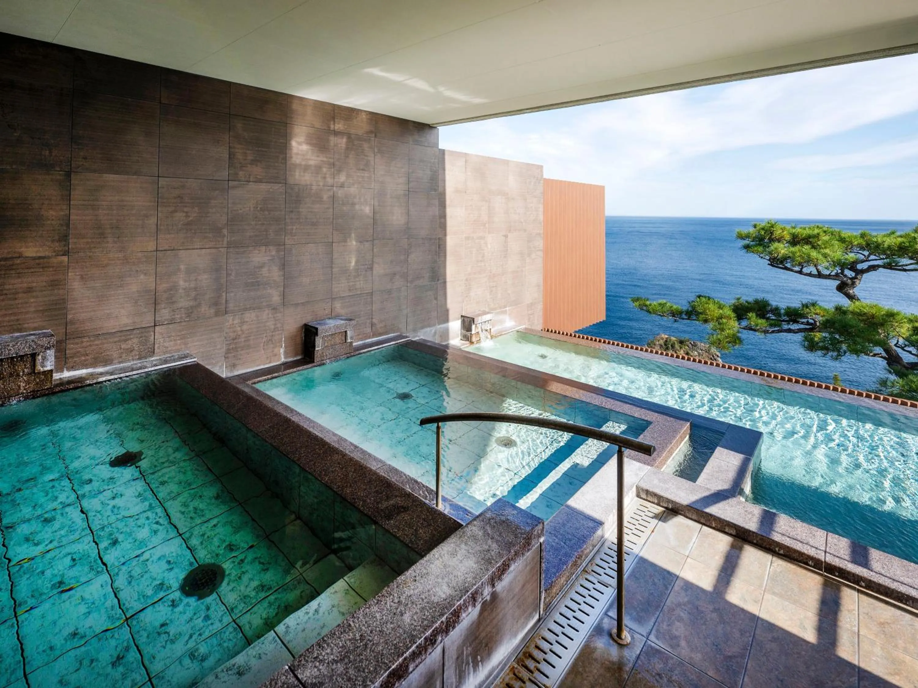 Hot Spring Bath in Hotel New Akao