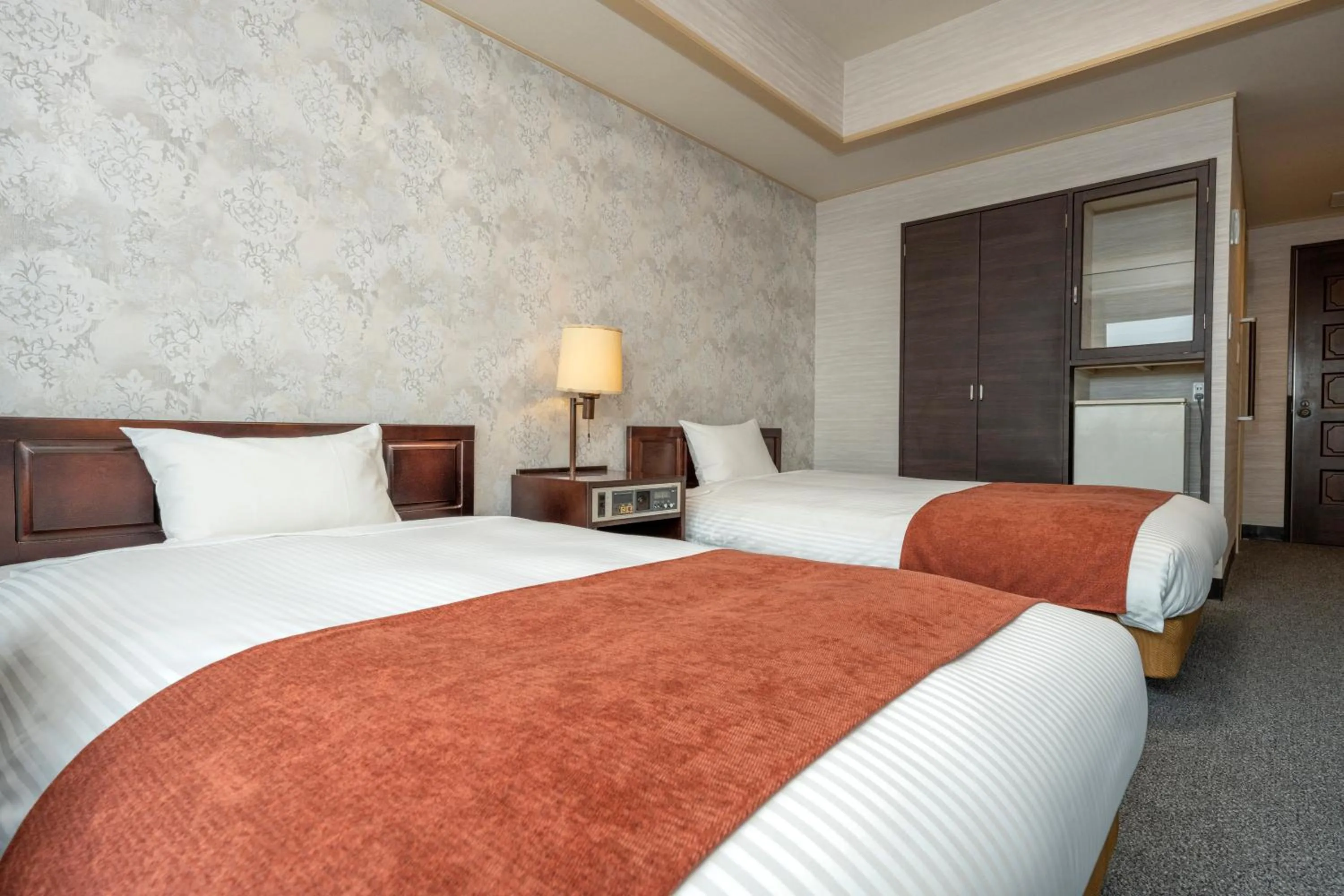 Photo of the whole room, Bed in Hotel New Akao