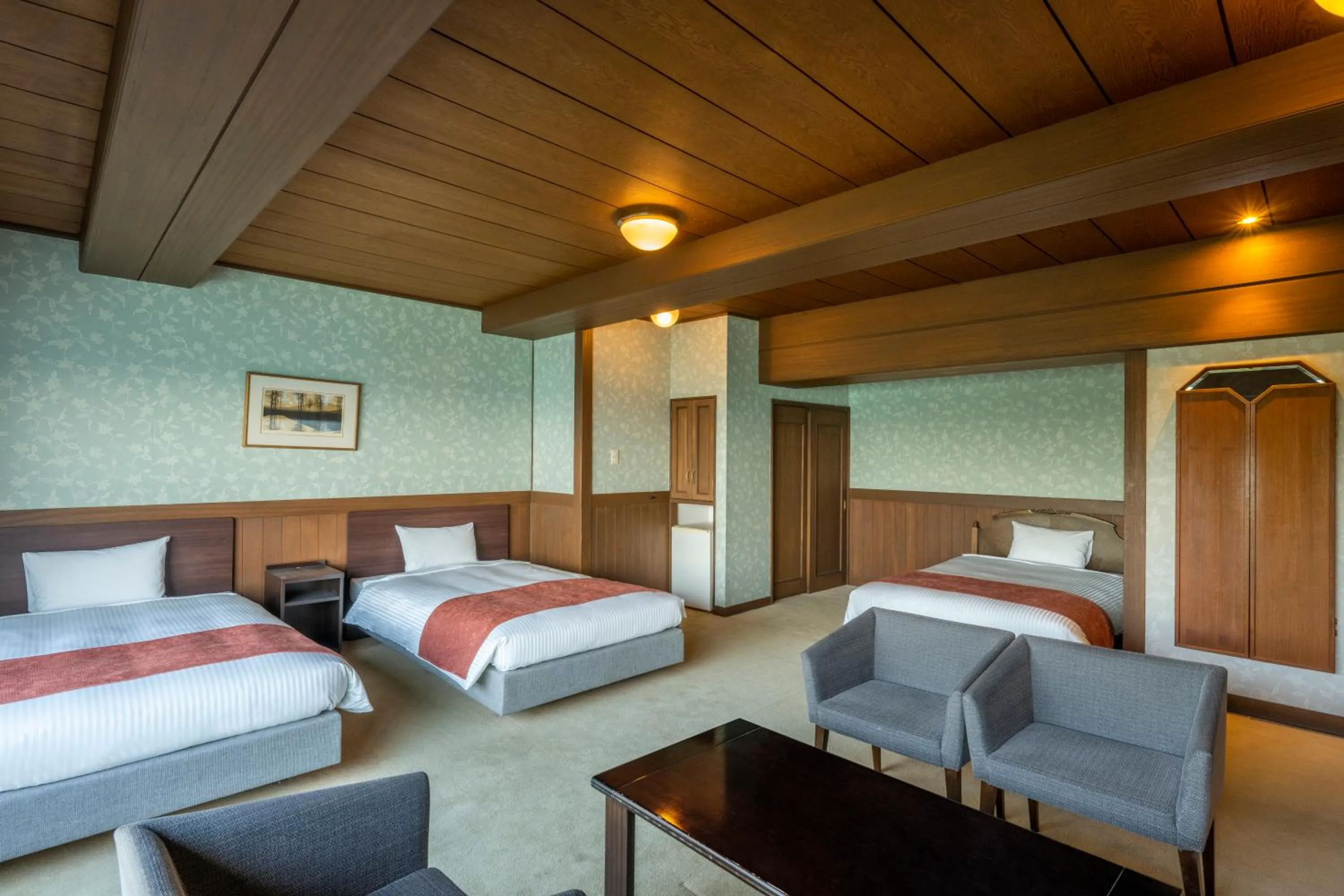 Photo of the whole room, Bed in Hotel New Akao