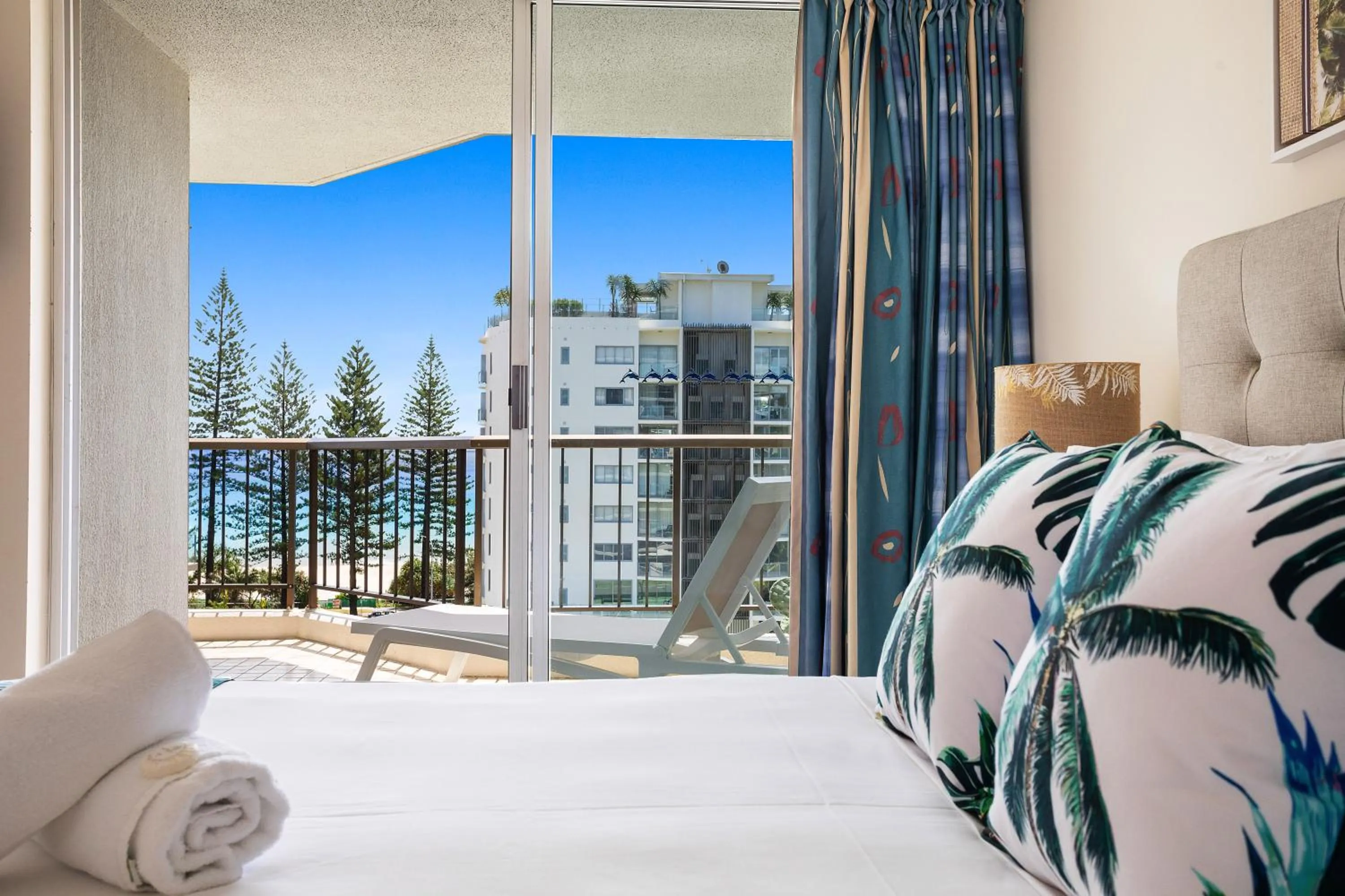 Balcony/Terrace, Bed in Rainbow Commodore Coolangatta