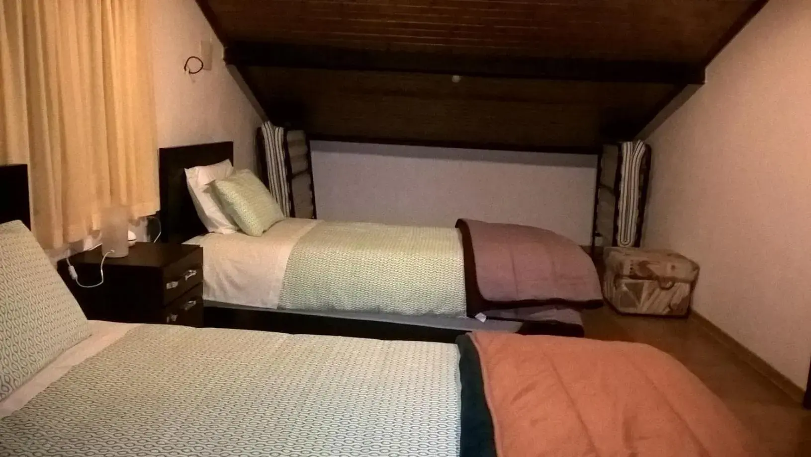 Family Room with Shower in Casa do Limoeiro Family Room with Shower in Casa do Limoeiro