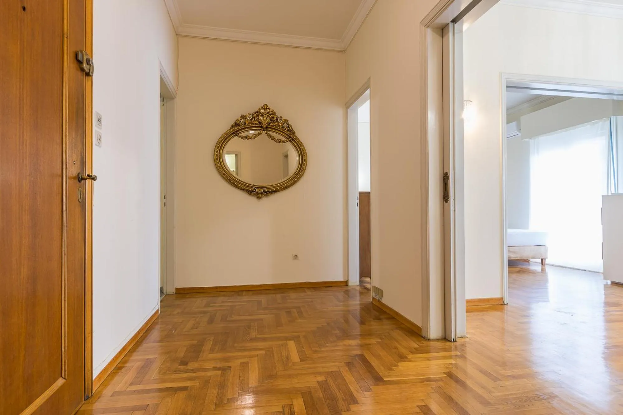 Victoria Queens Paradise Apartments