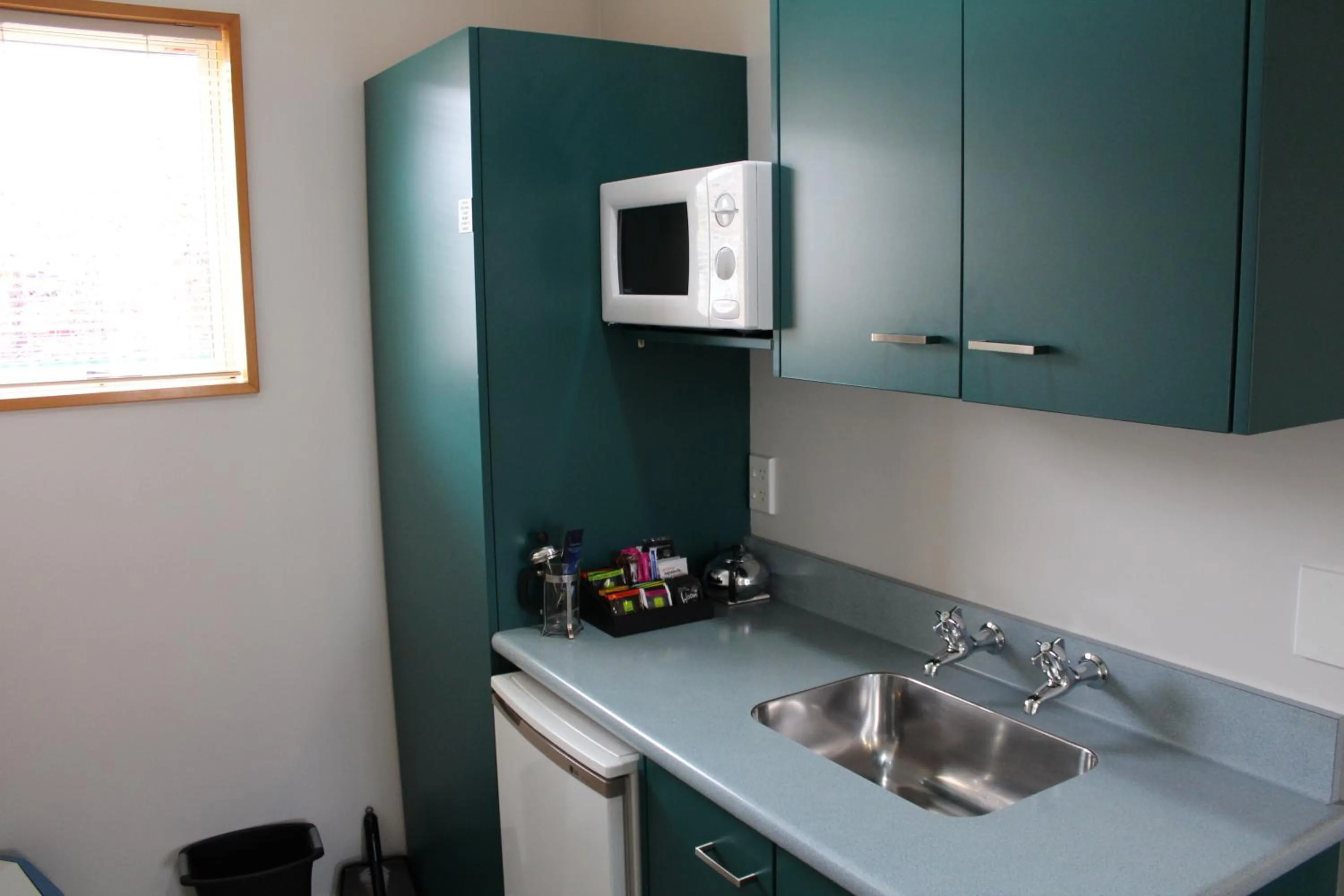 ASURE Ambassador Motor Lodge