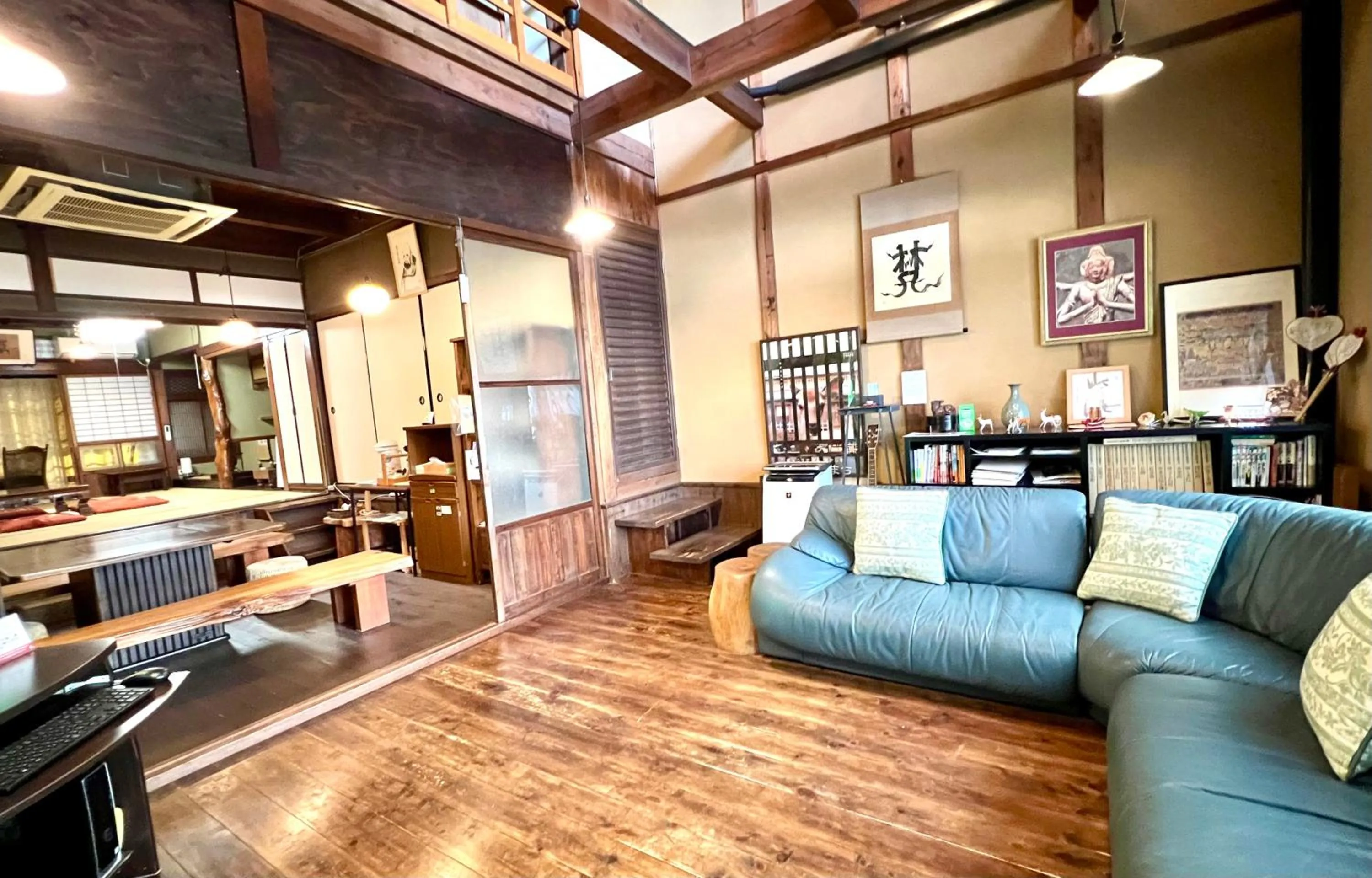 Seating area in Guesthouse Naramachi