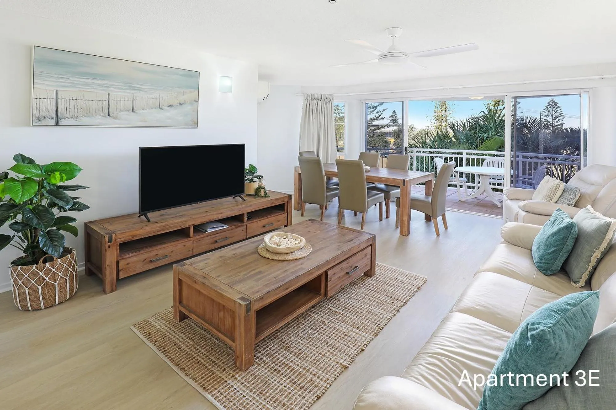 Beachside Resort Kawana Waters