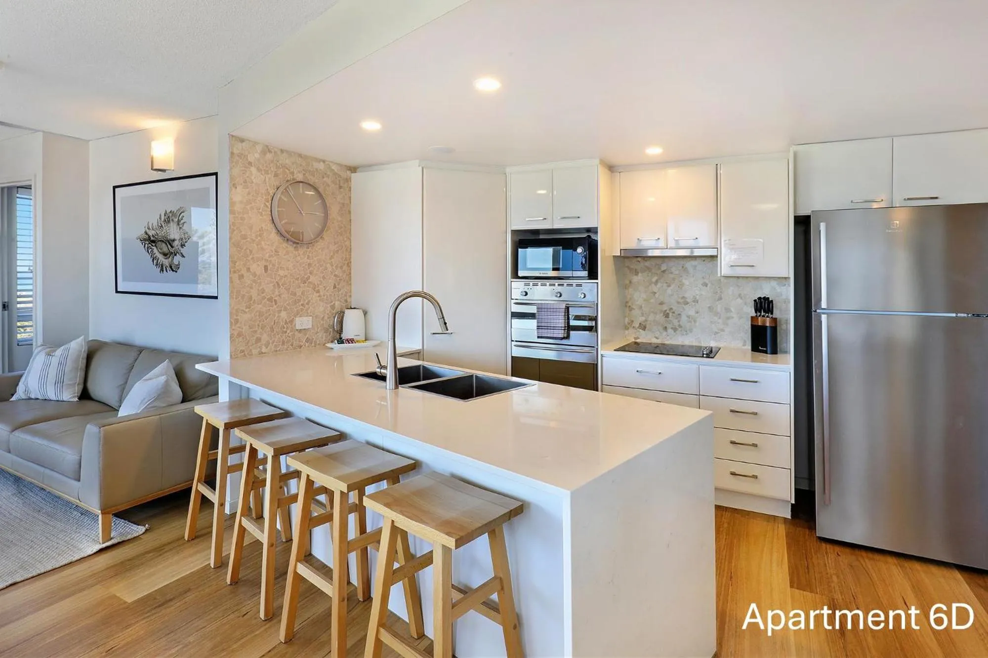 Beachside Resort Kawana Waters