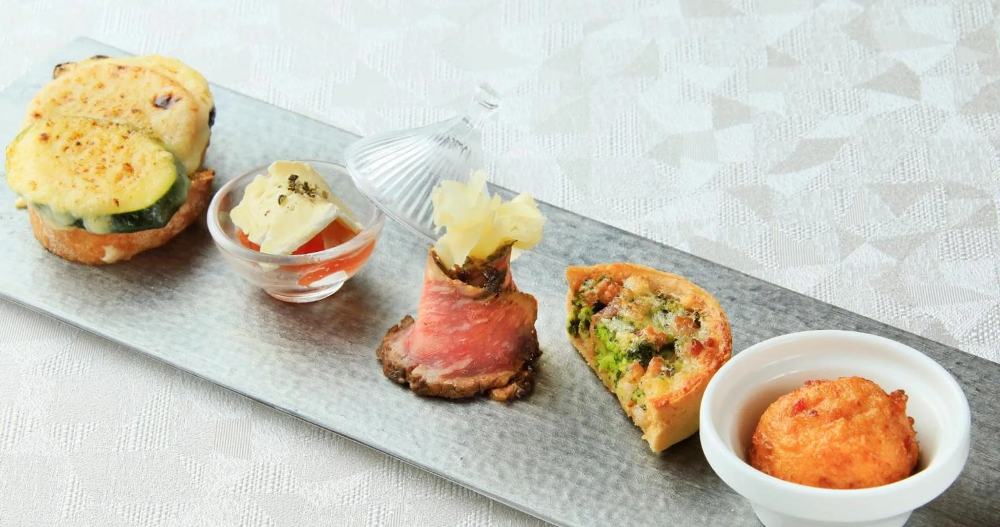 Dinner in Villa the Club Karuizawa