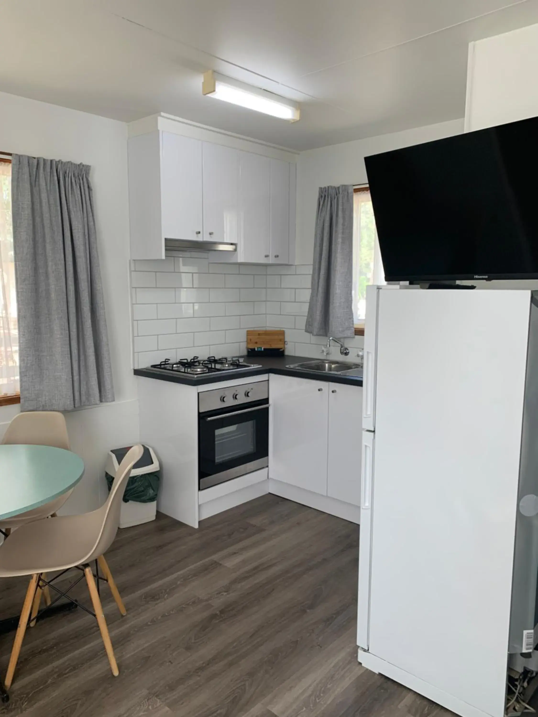 2 Bedroom Standard Cabin in BIG4 Seymour Holiday Park 2 Bedroom Standard Cabin in BIG4 Seymour Holiday Park