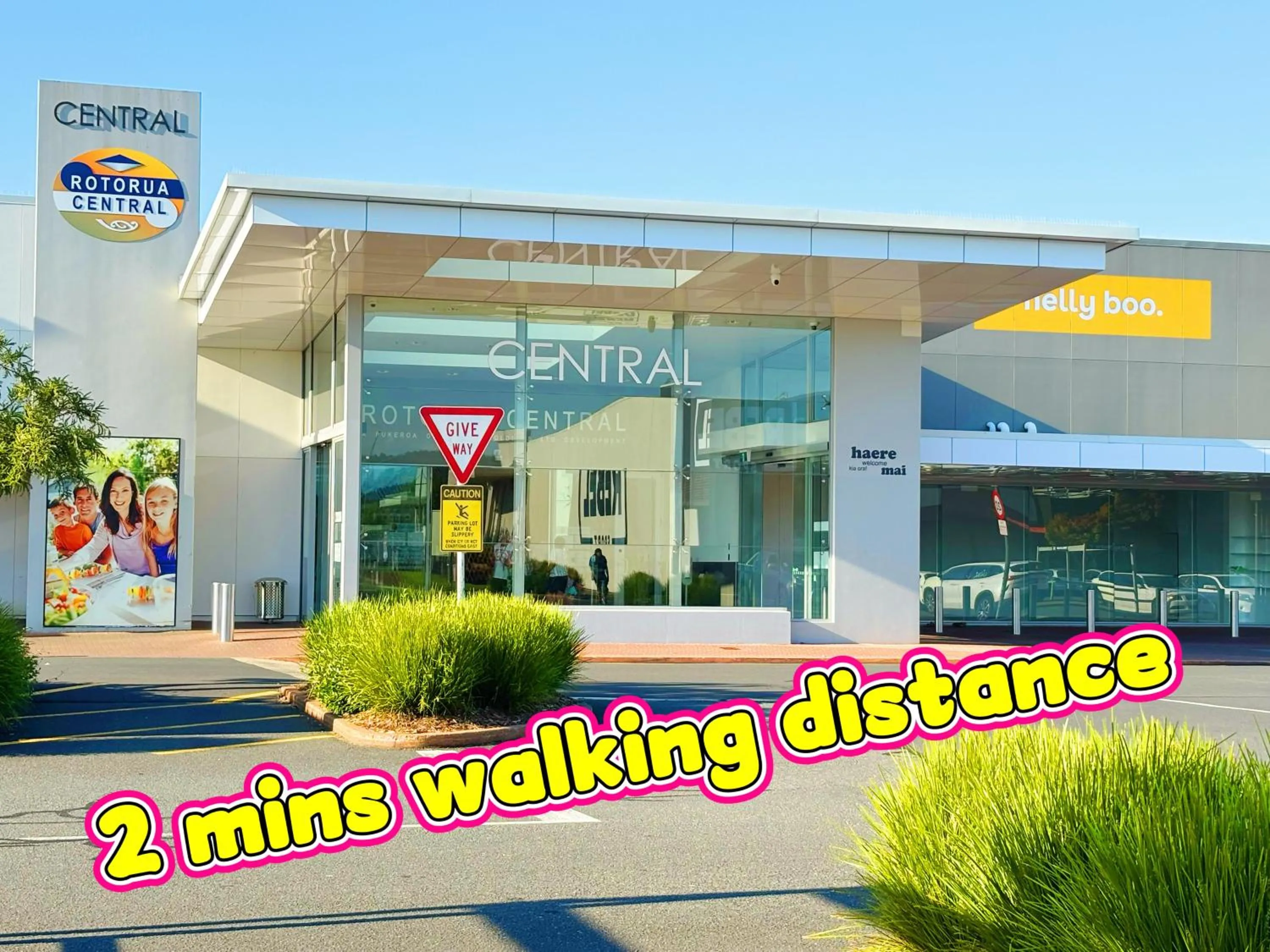 Text overlay in Kerry's Motel