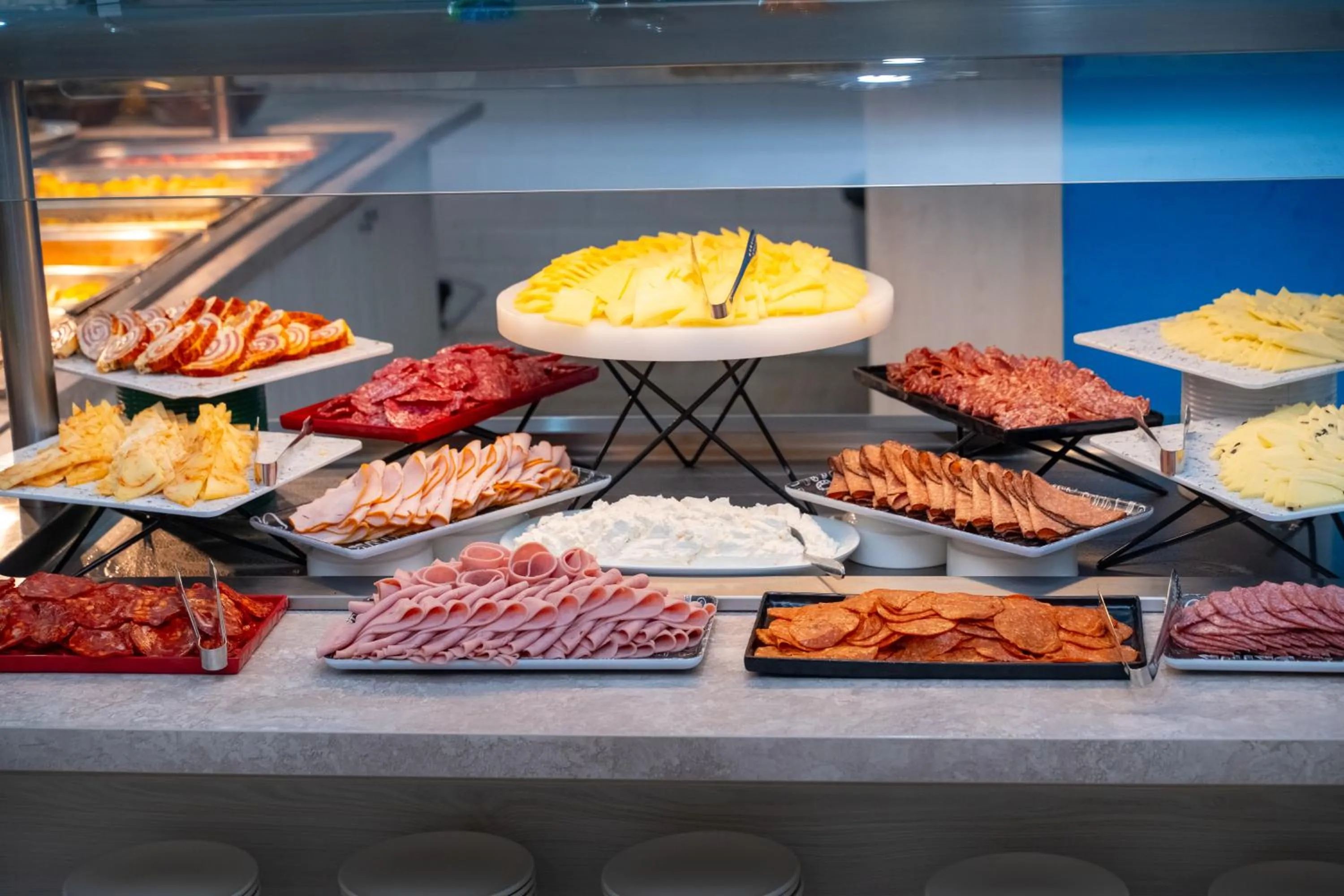 Food and drinks in MPM Hotel Orel - Ultra All Inclusive