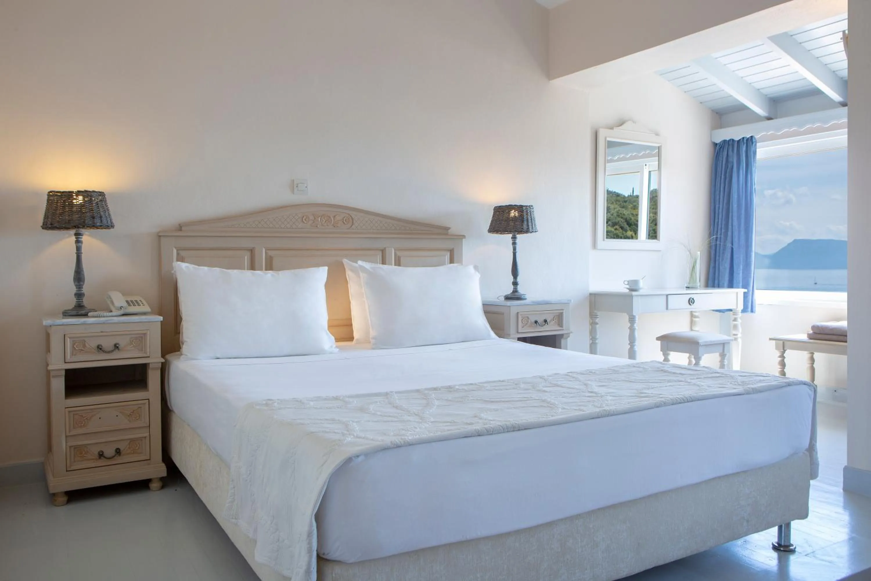 Bed in Red Tower Hotel