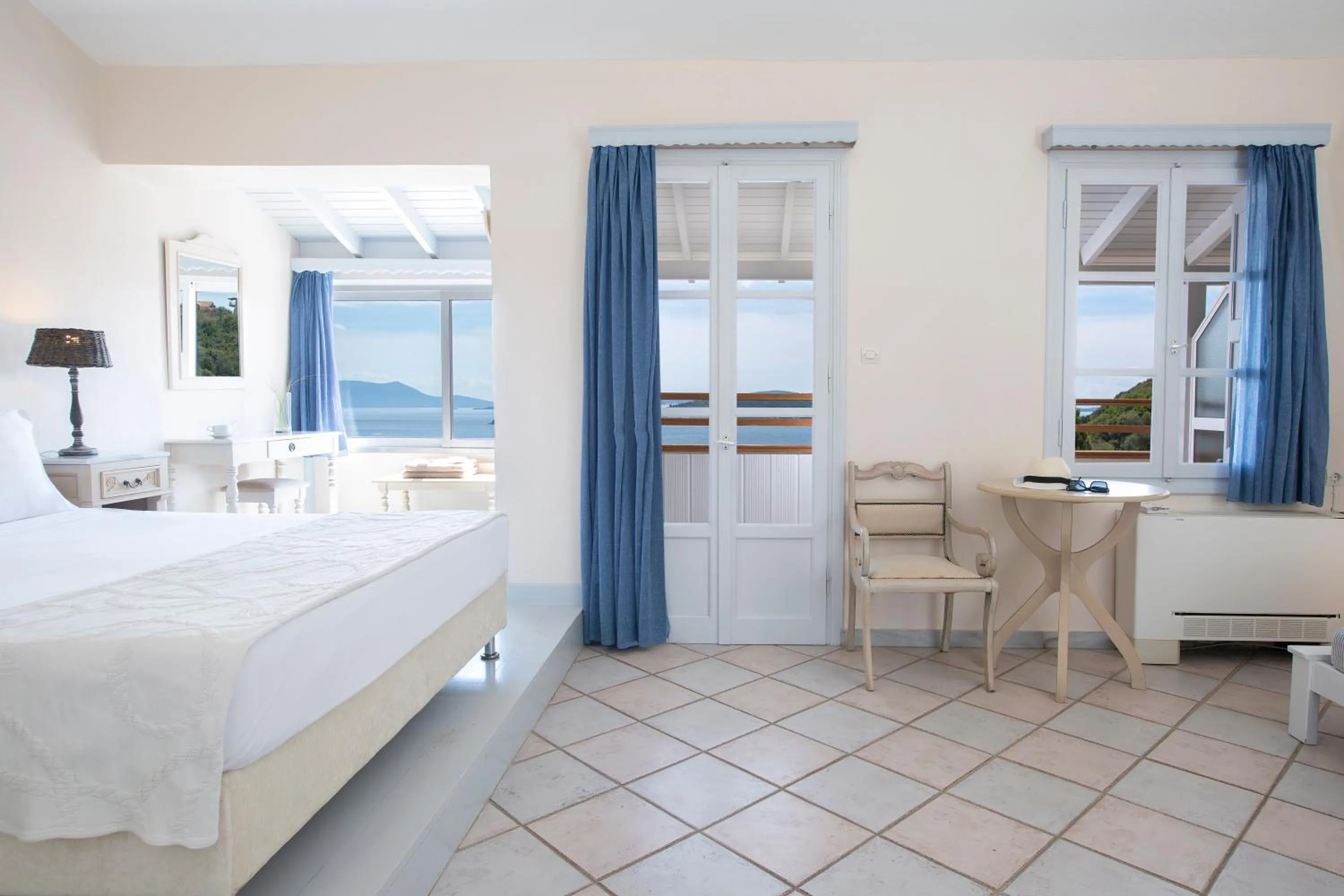 Bed in Red Tower Hotel